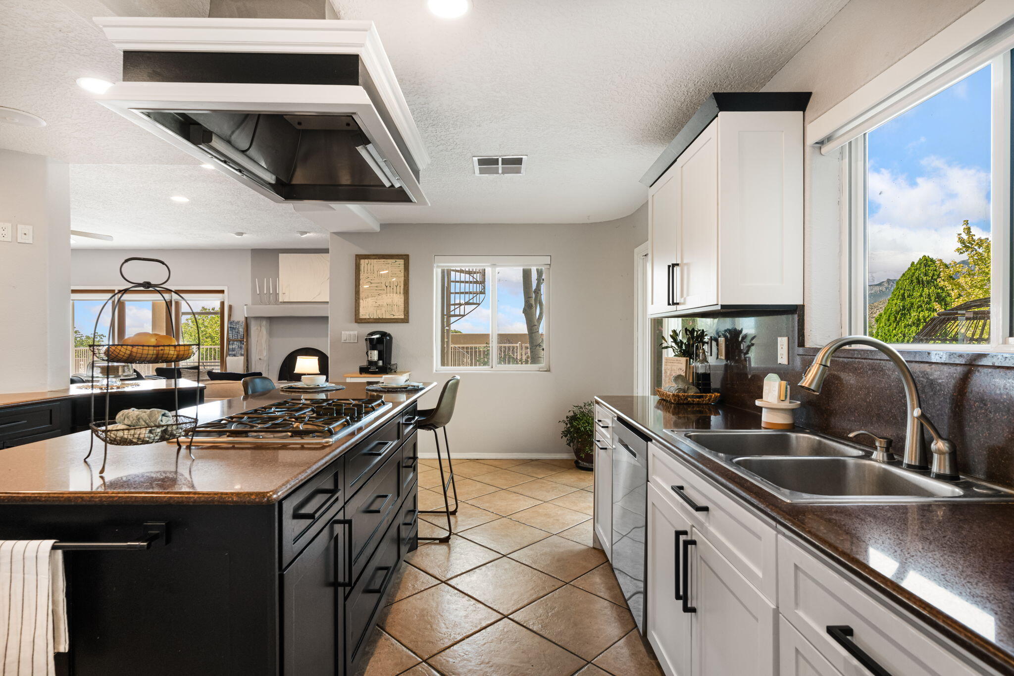 1809 Archuleta Drive NE