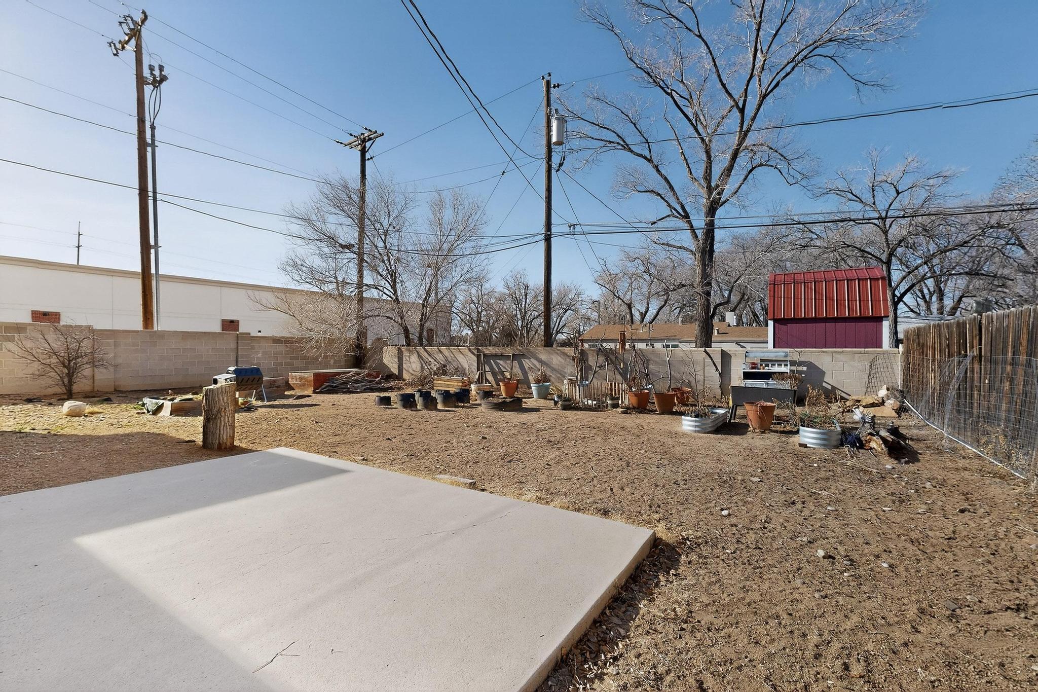 709 Carlisle Boulevard NE