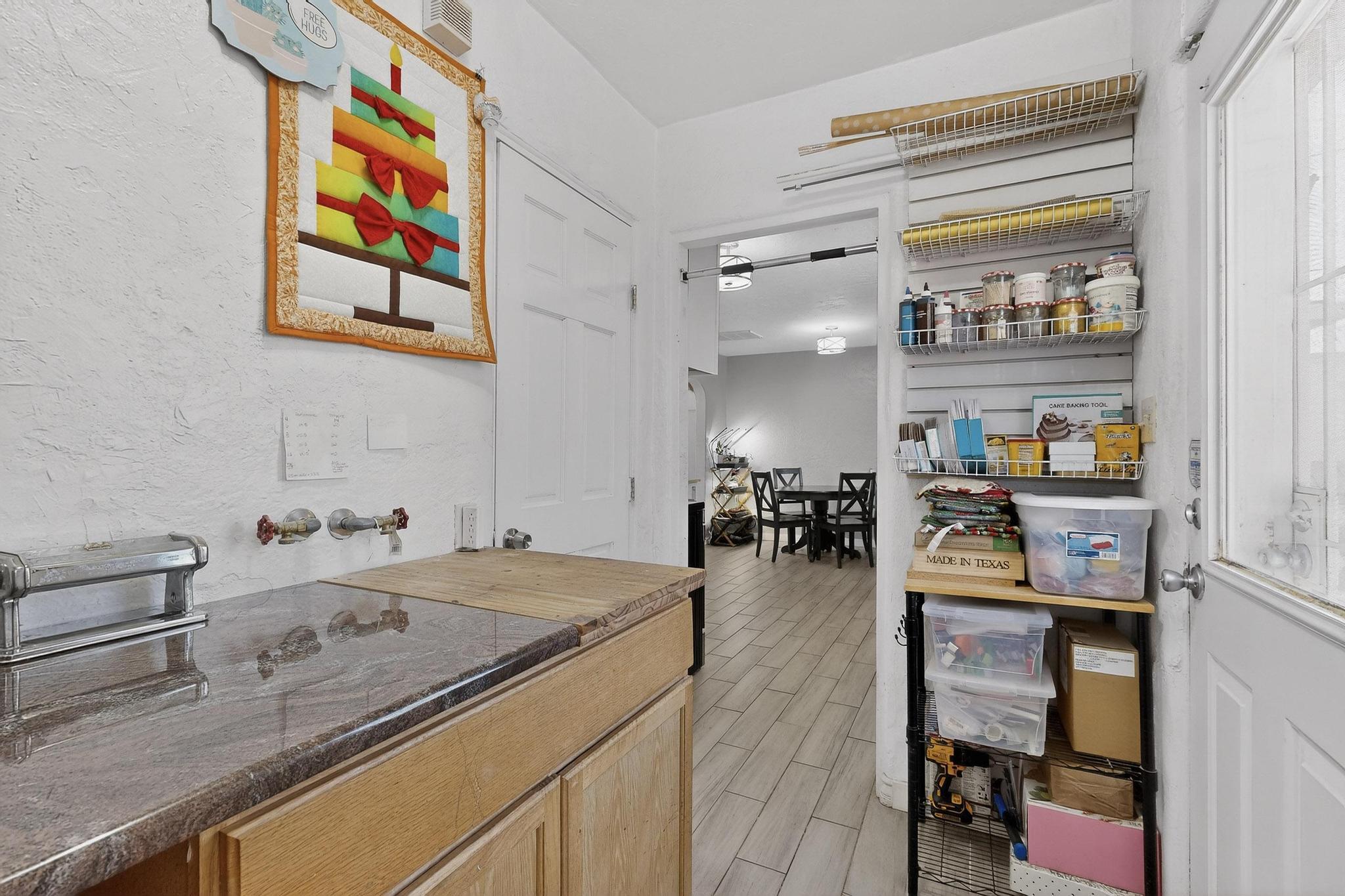 709 Carlisle Boulevard NE