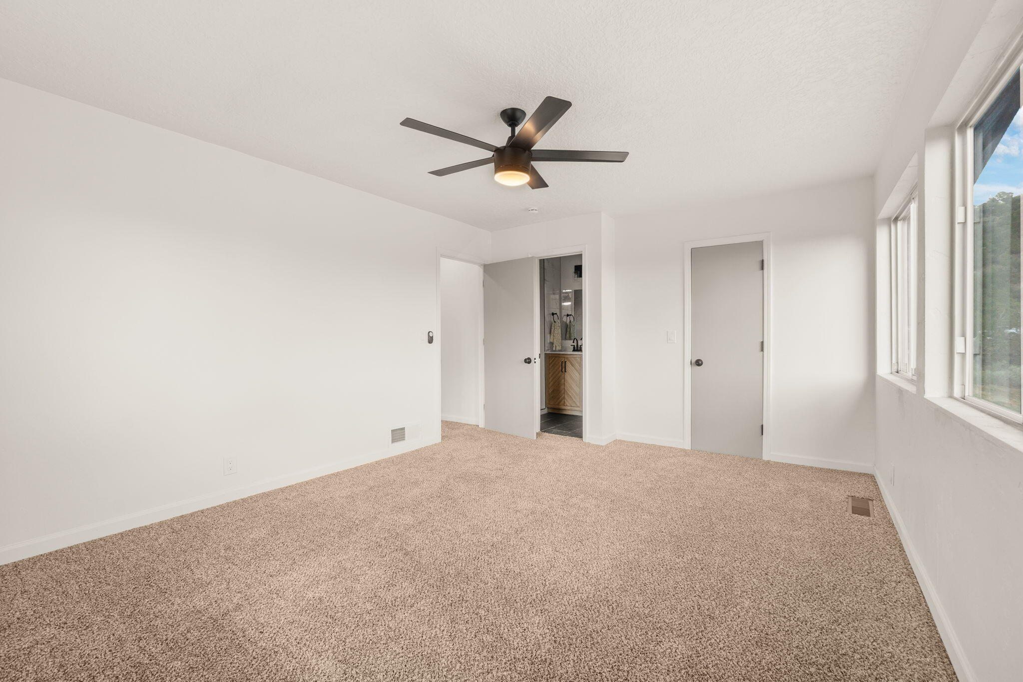 145 Rincon Lp Road