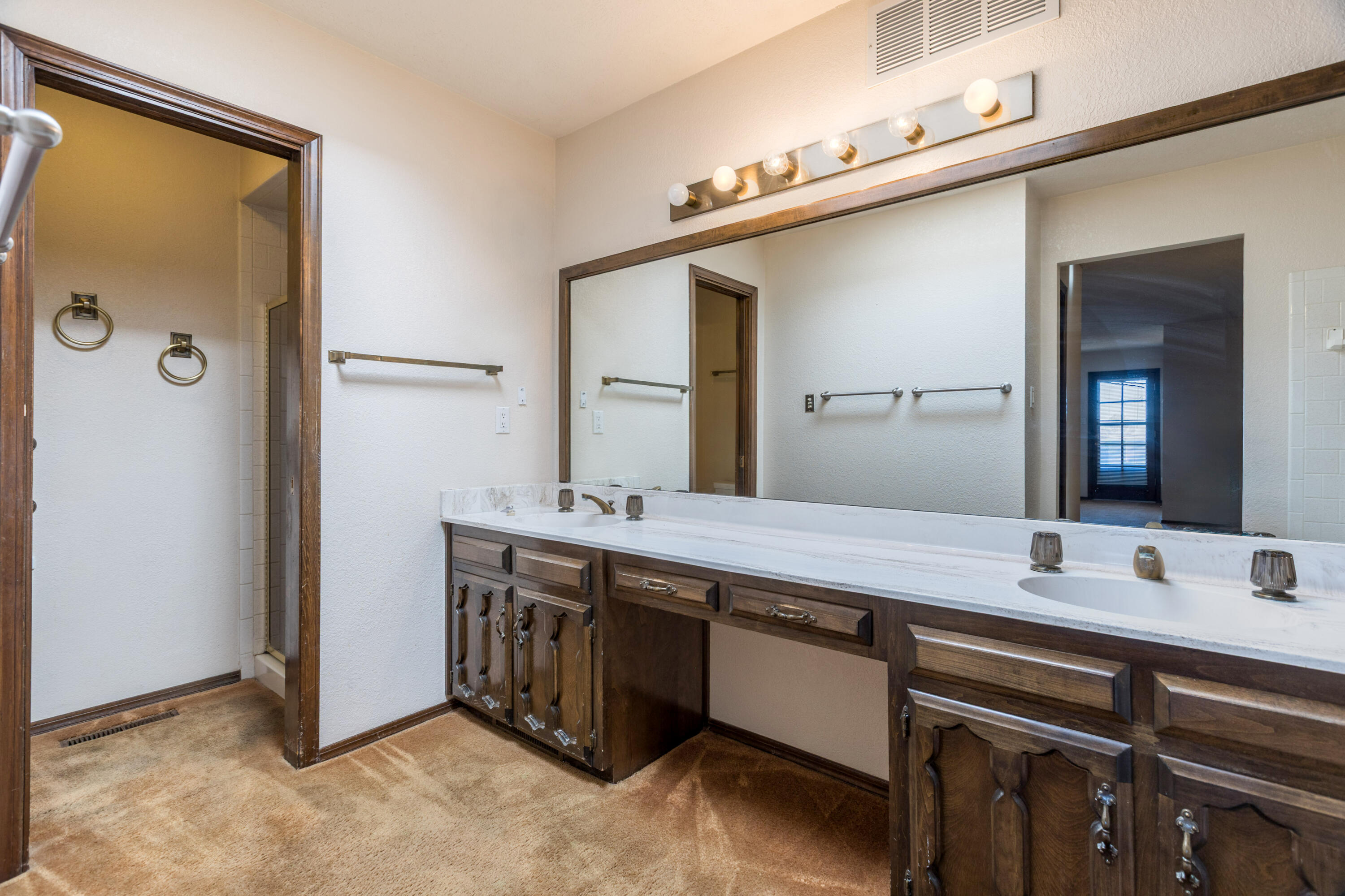 6329 Antares Road NE