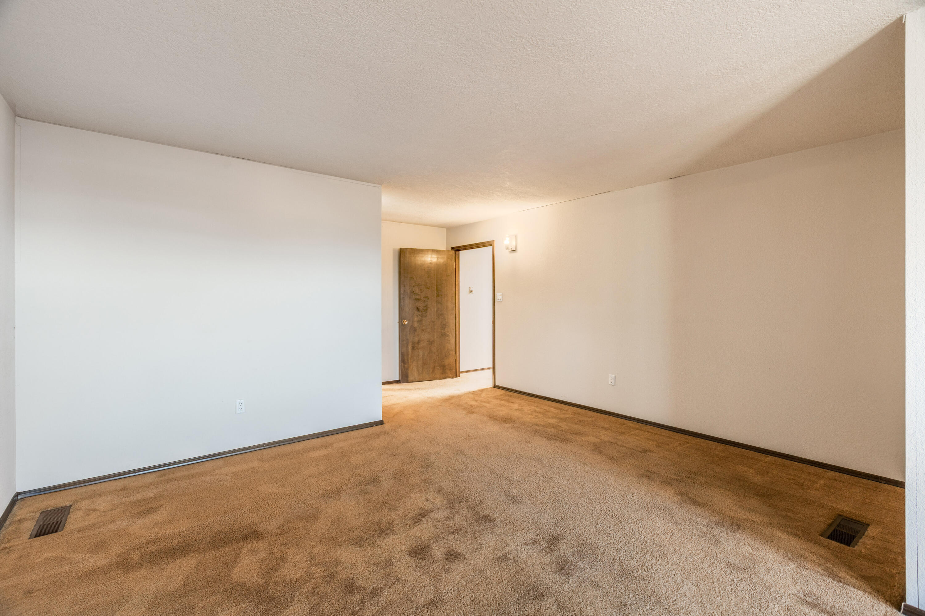 6329 Antares Road NE