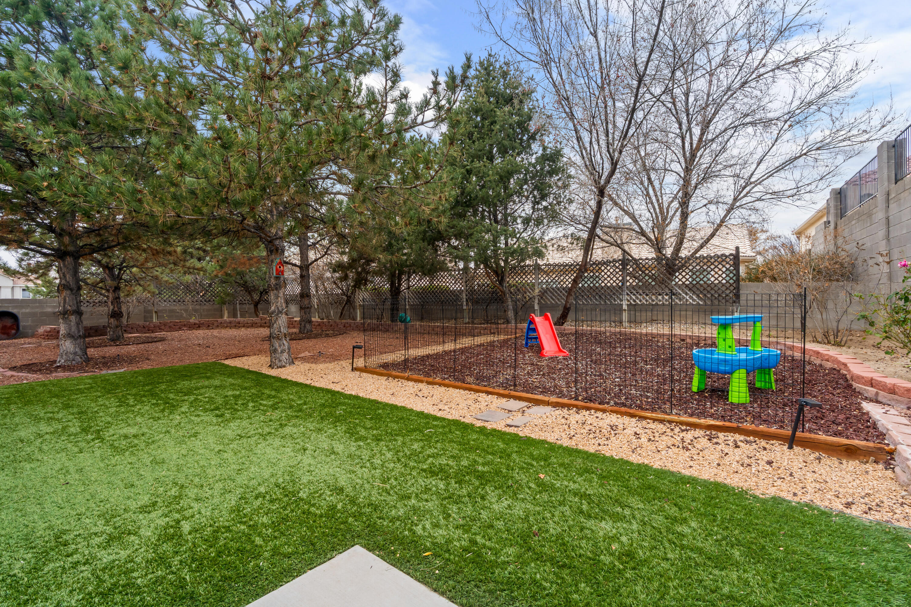 1505 Caballo Canyon Drive NE