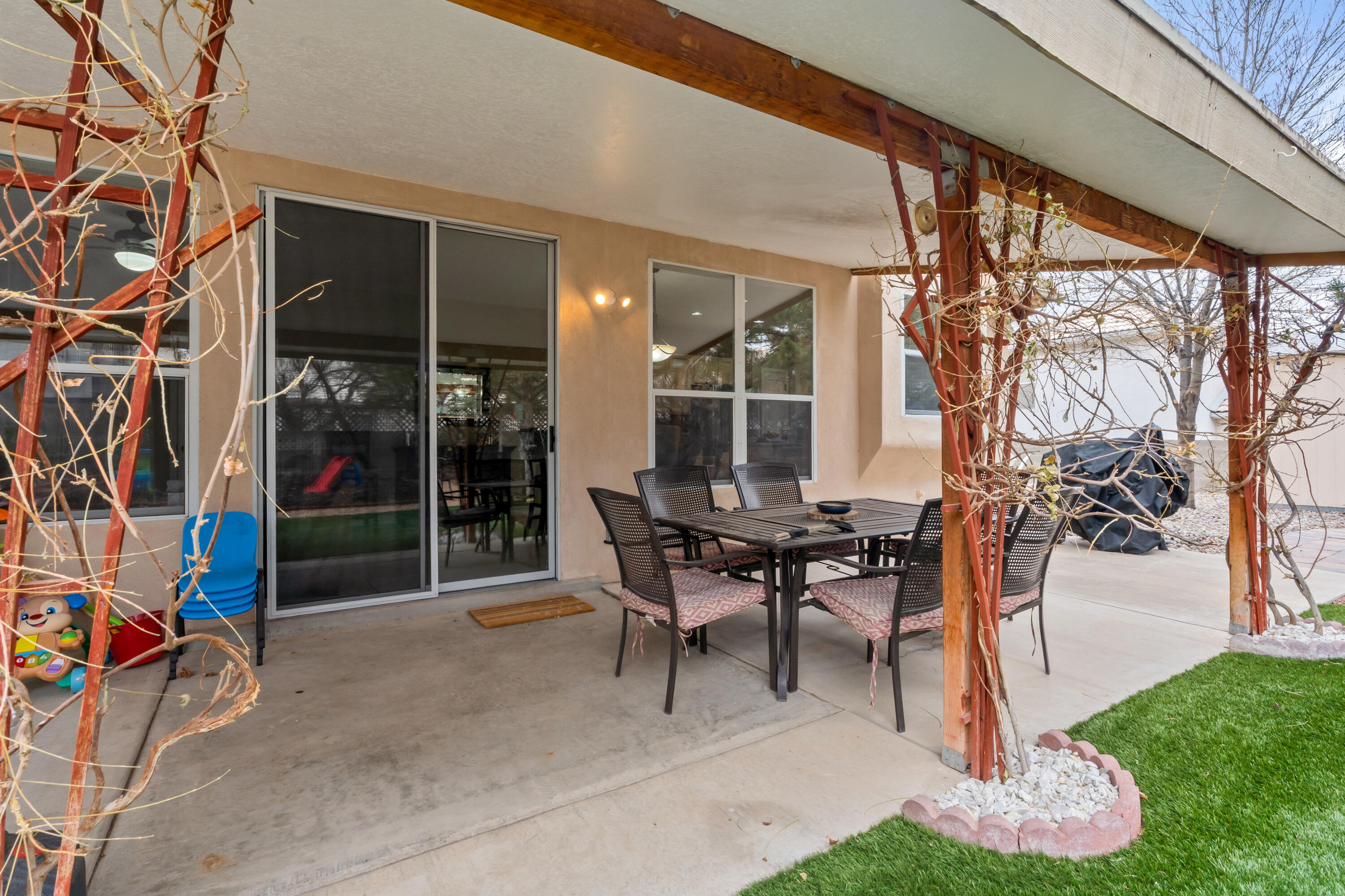 1505 Caballo Canyon Drive NE