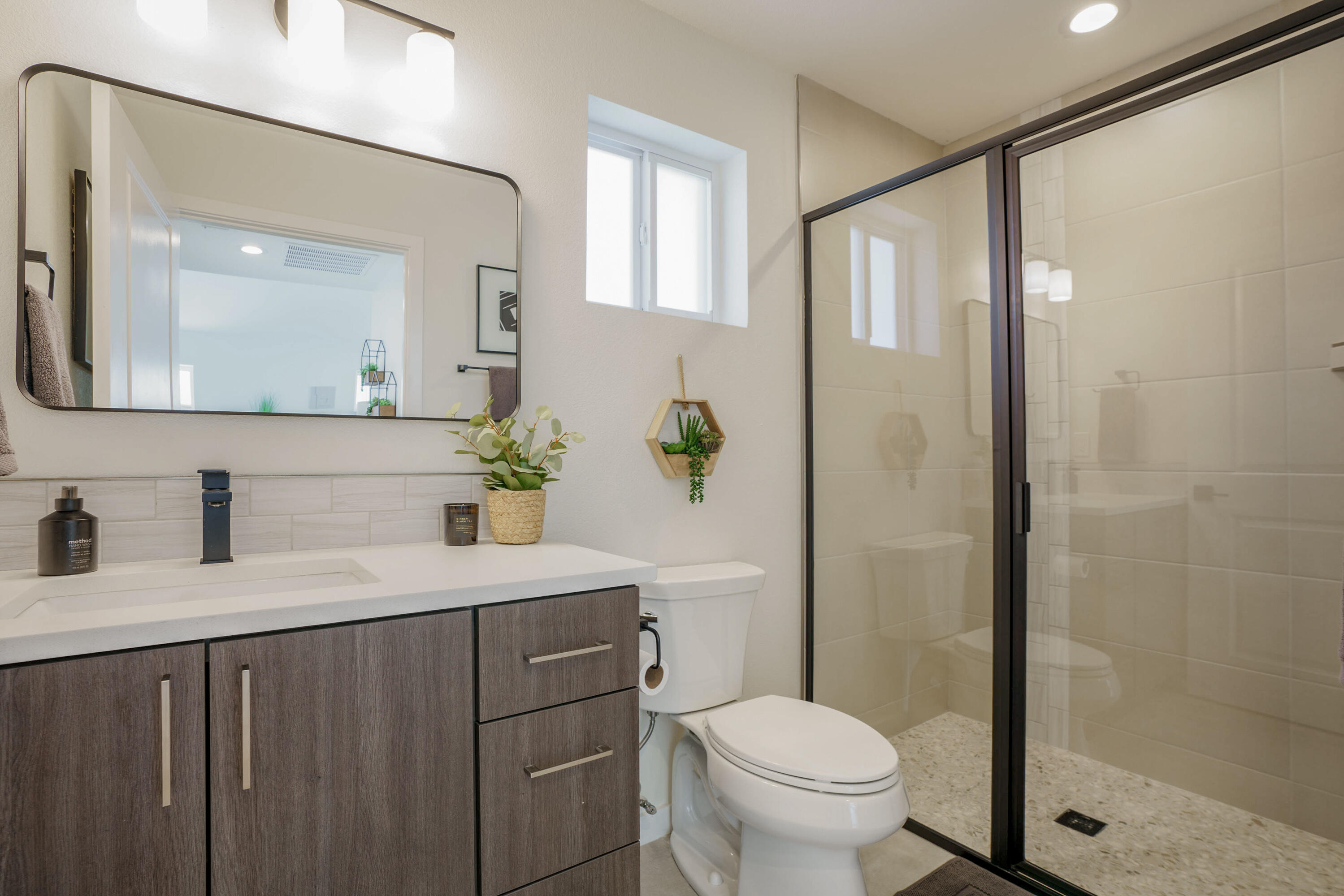 3400 Dellwood Court NE