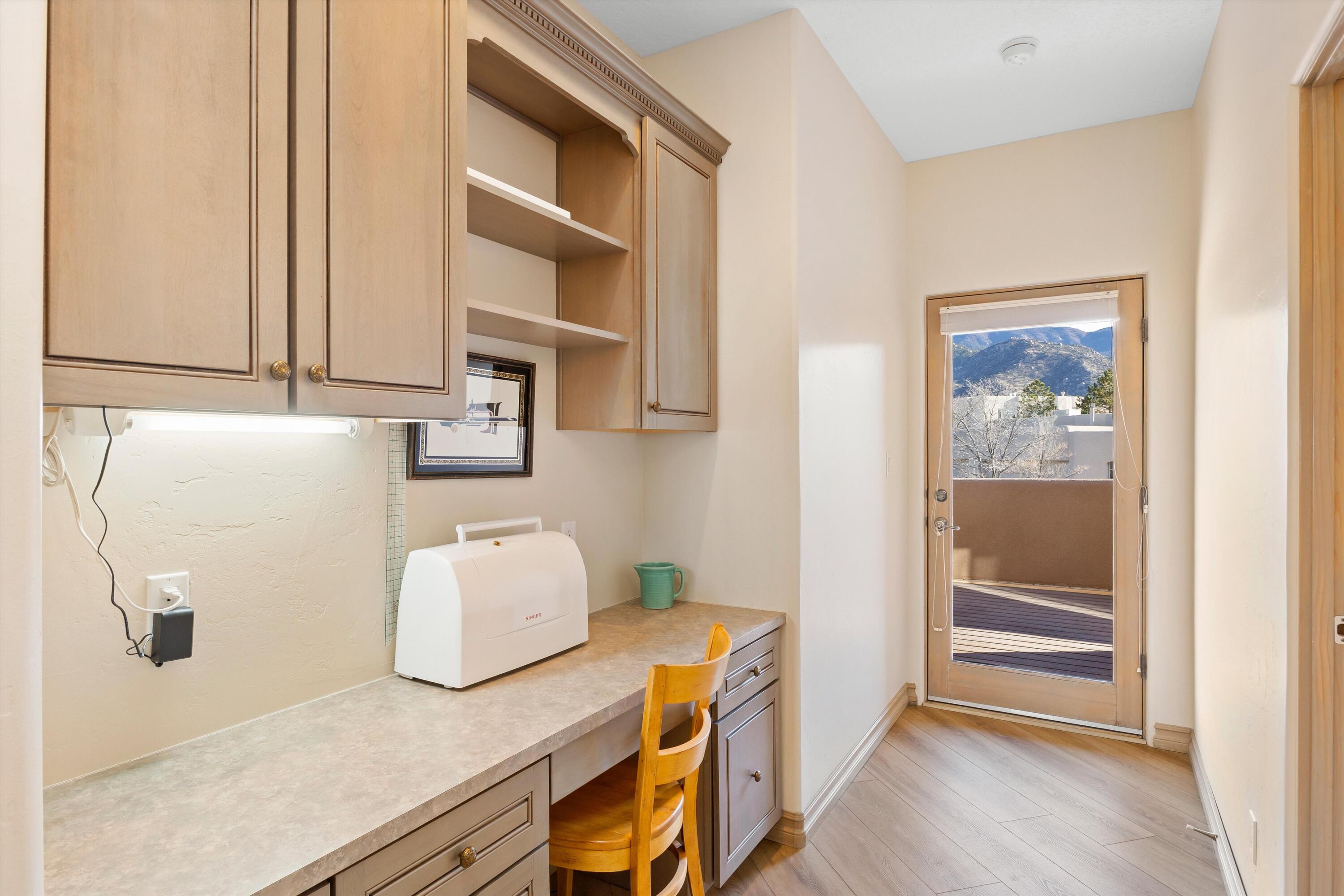 6109 Copper Rose Street NE