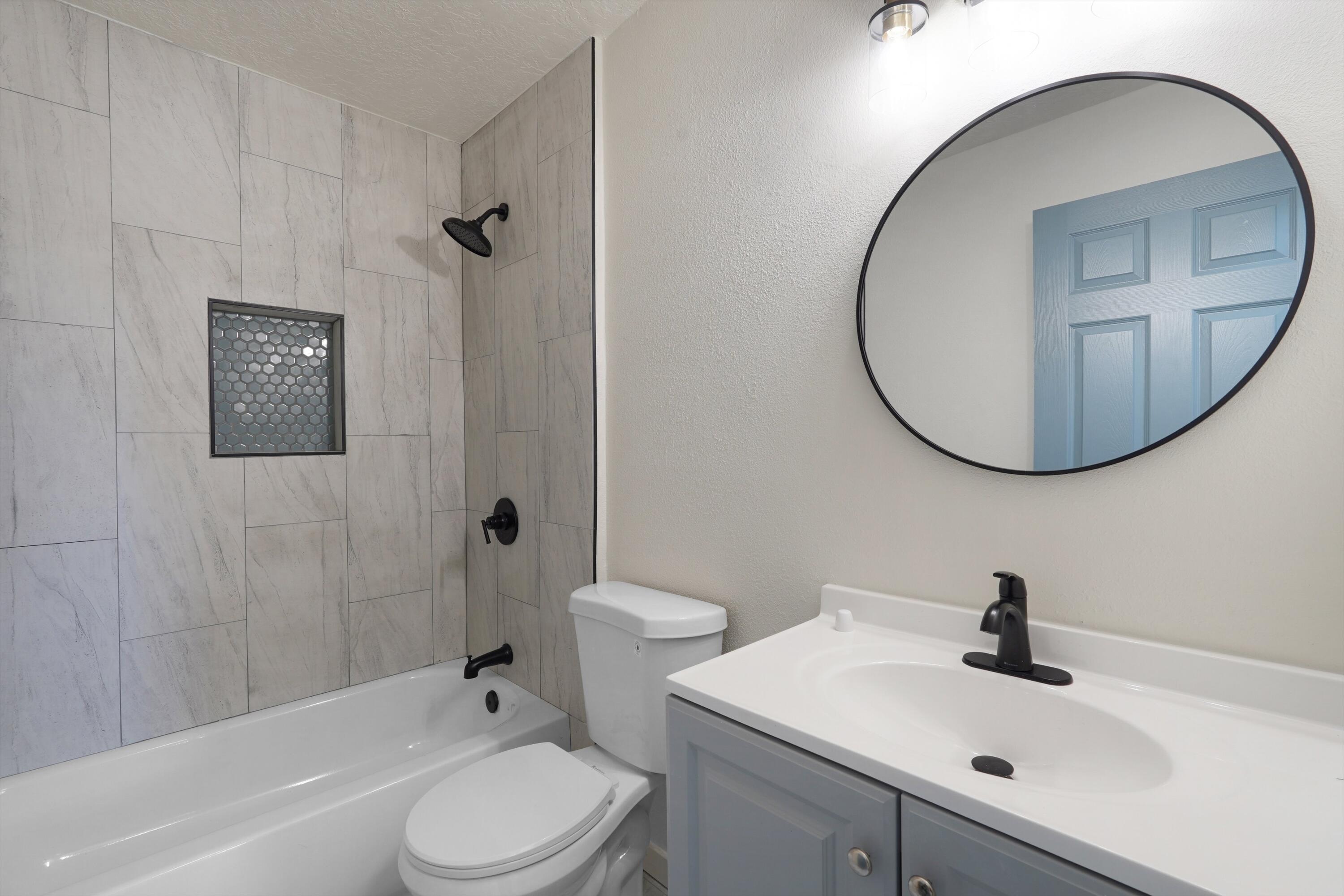 1019 Santa Clara Drive