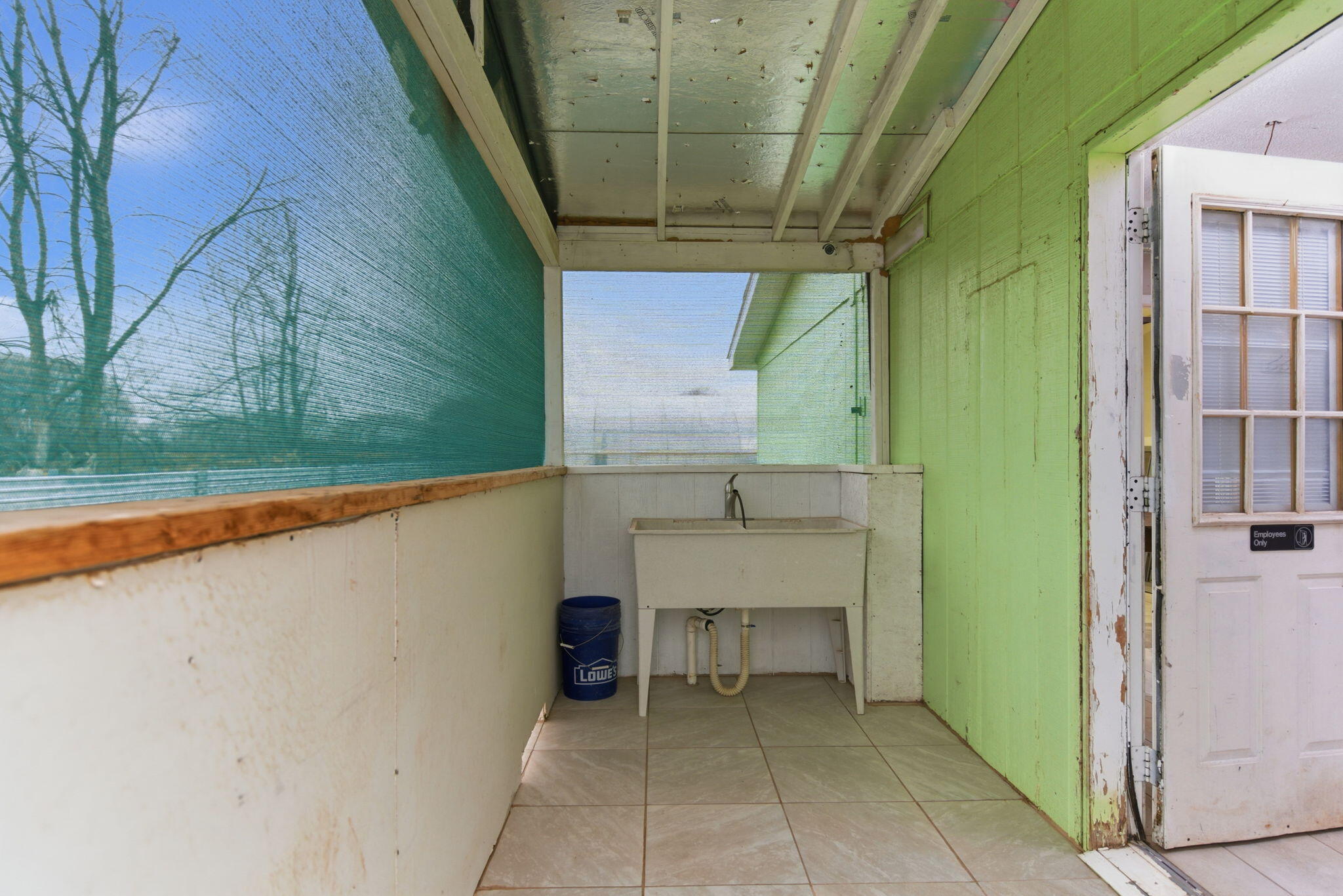 10803 Edith Boulevard NE