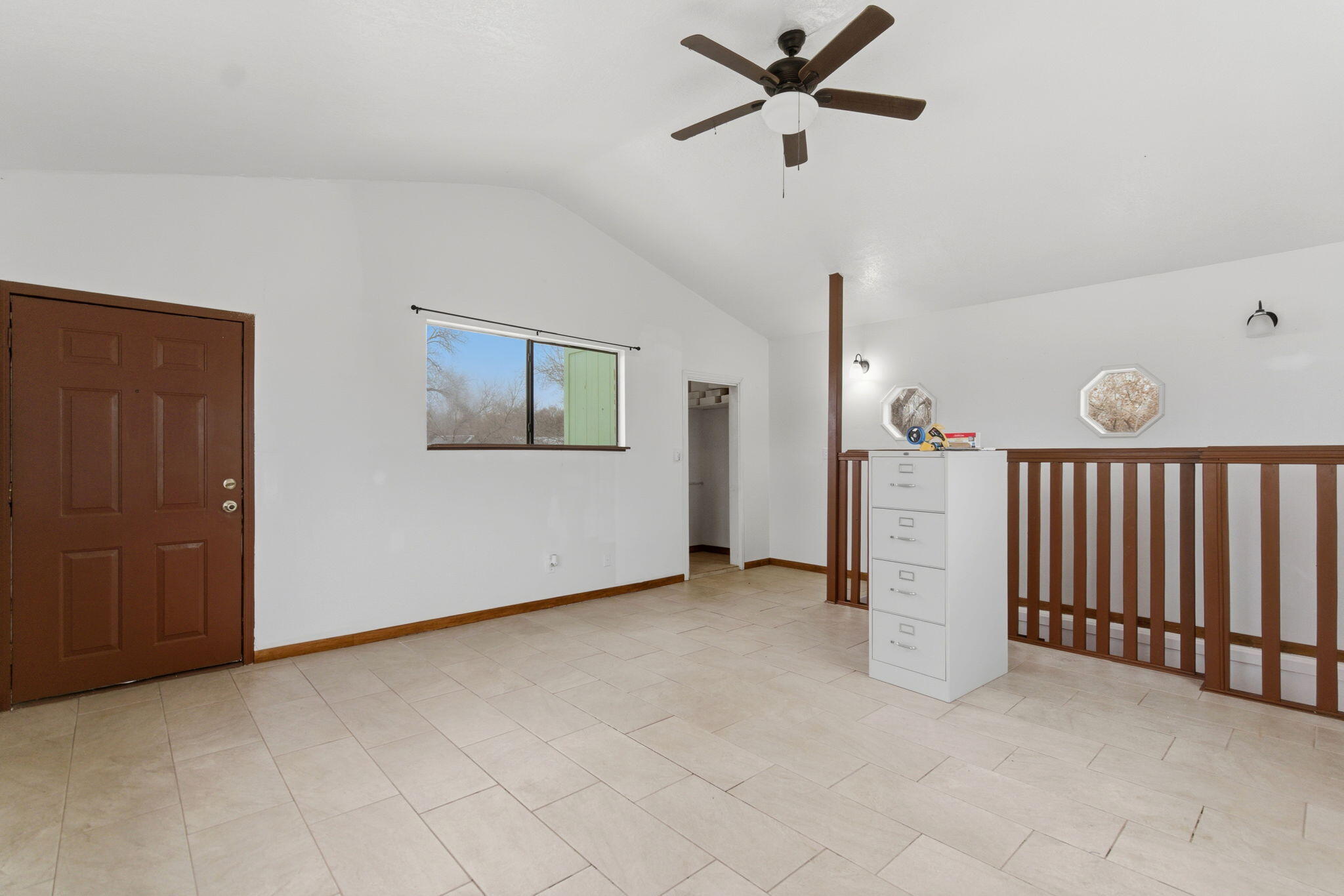 10803 Edith Boulevard NE