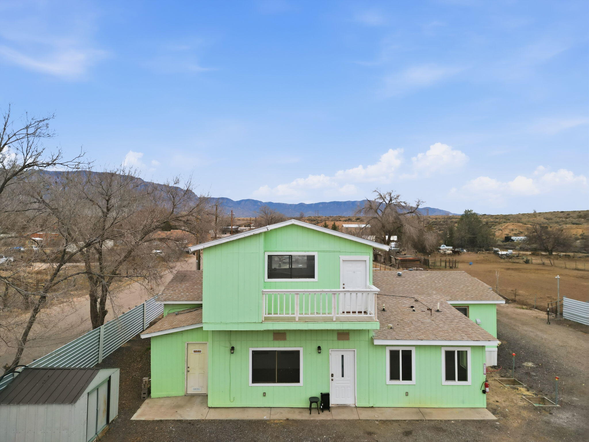 10803 Edith Boulevard NE