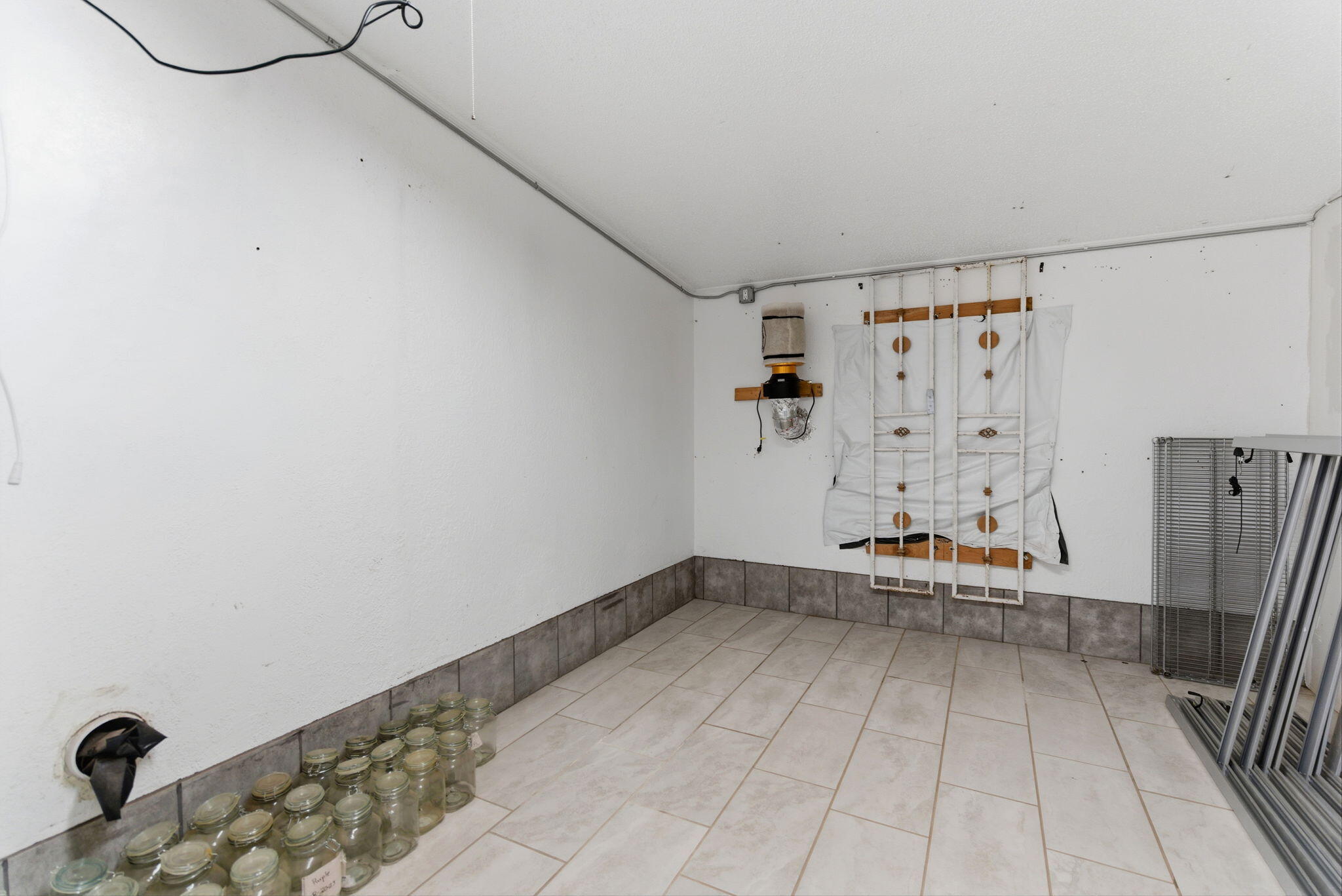 10803 Edith Boulevard NE