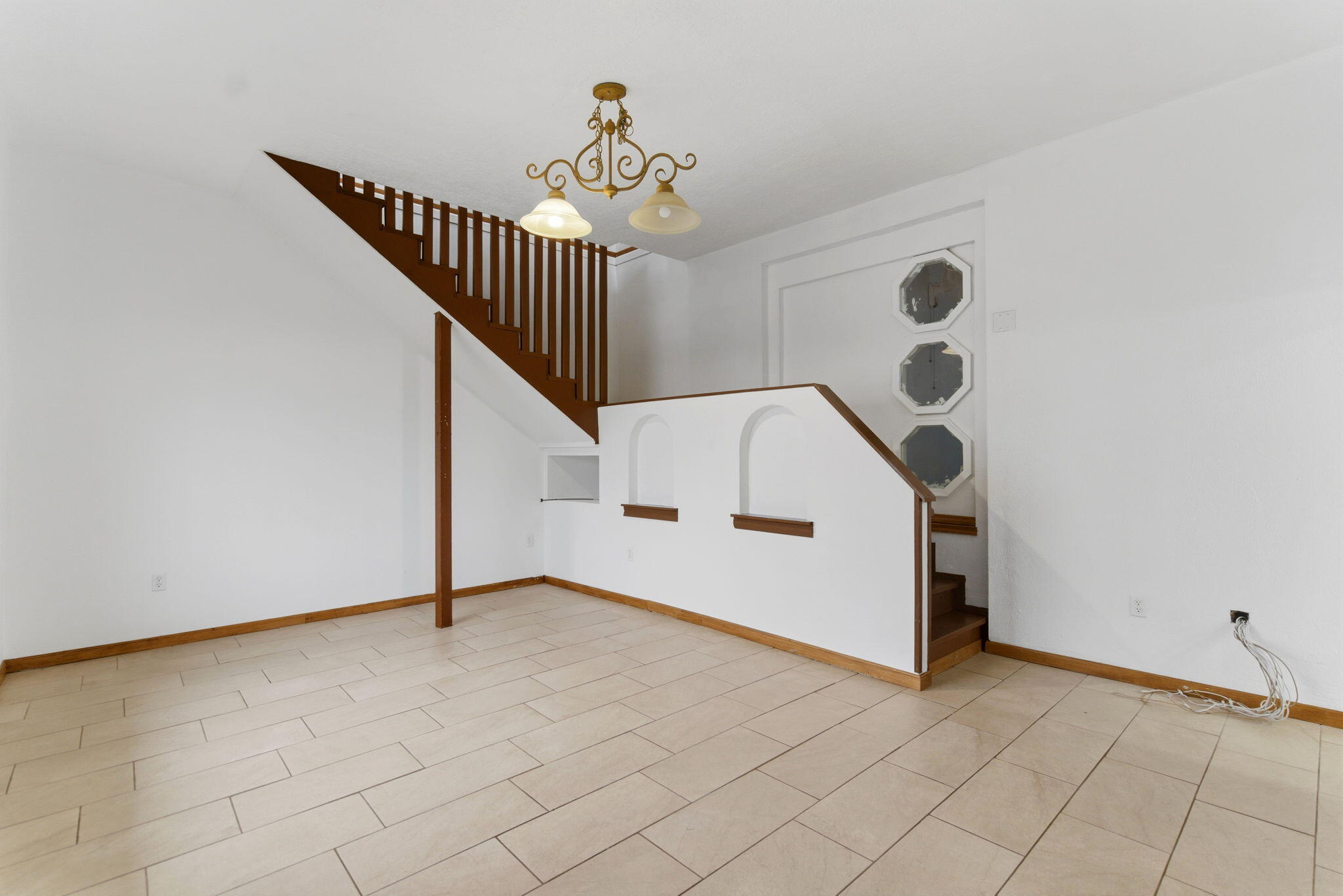 10803 Edith Boulevard NE