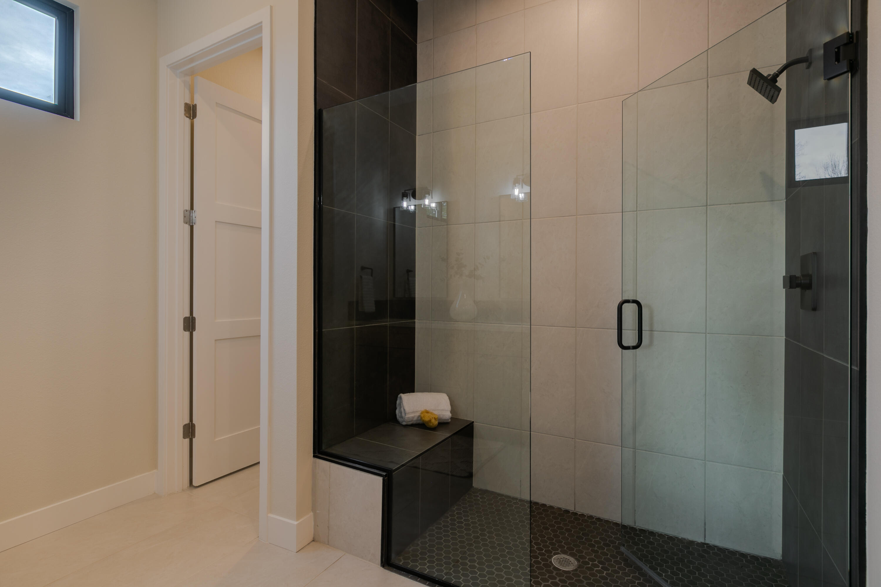 506 Camino Espanol NW