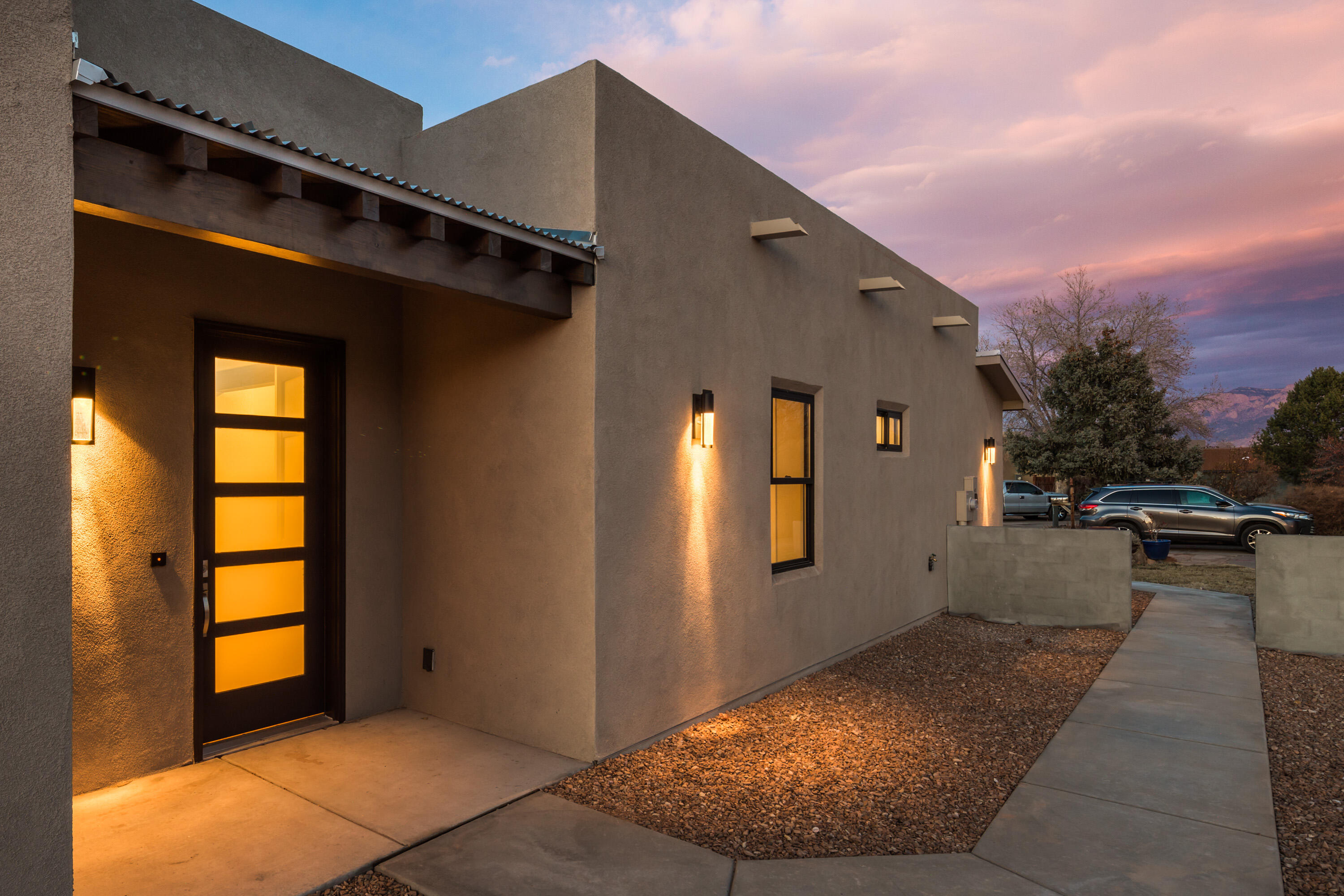 506 Camino Espanol NW