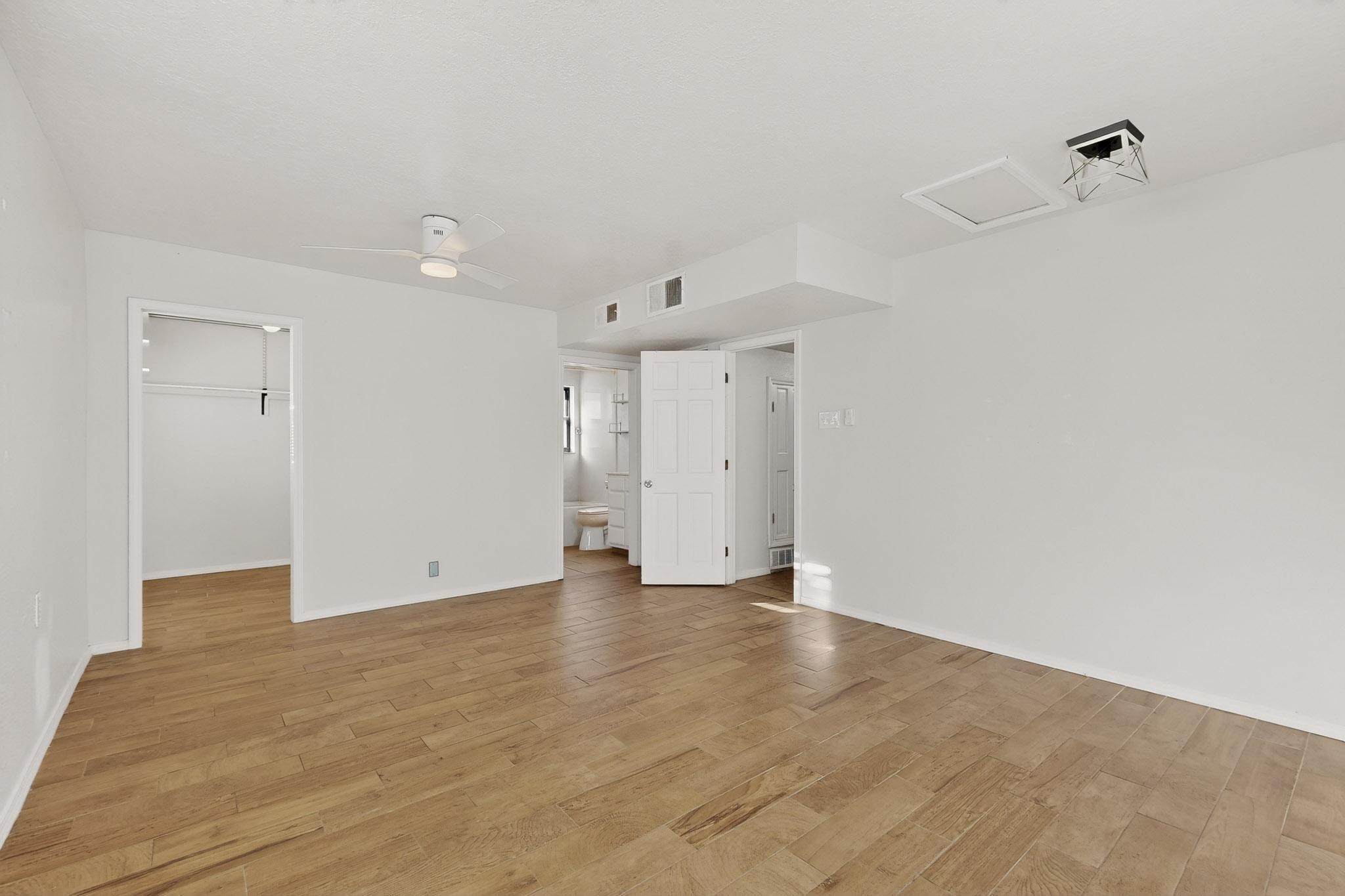 2611 Parsifal Street NE