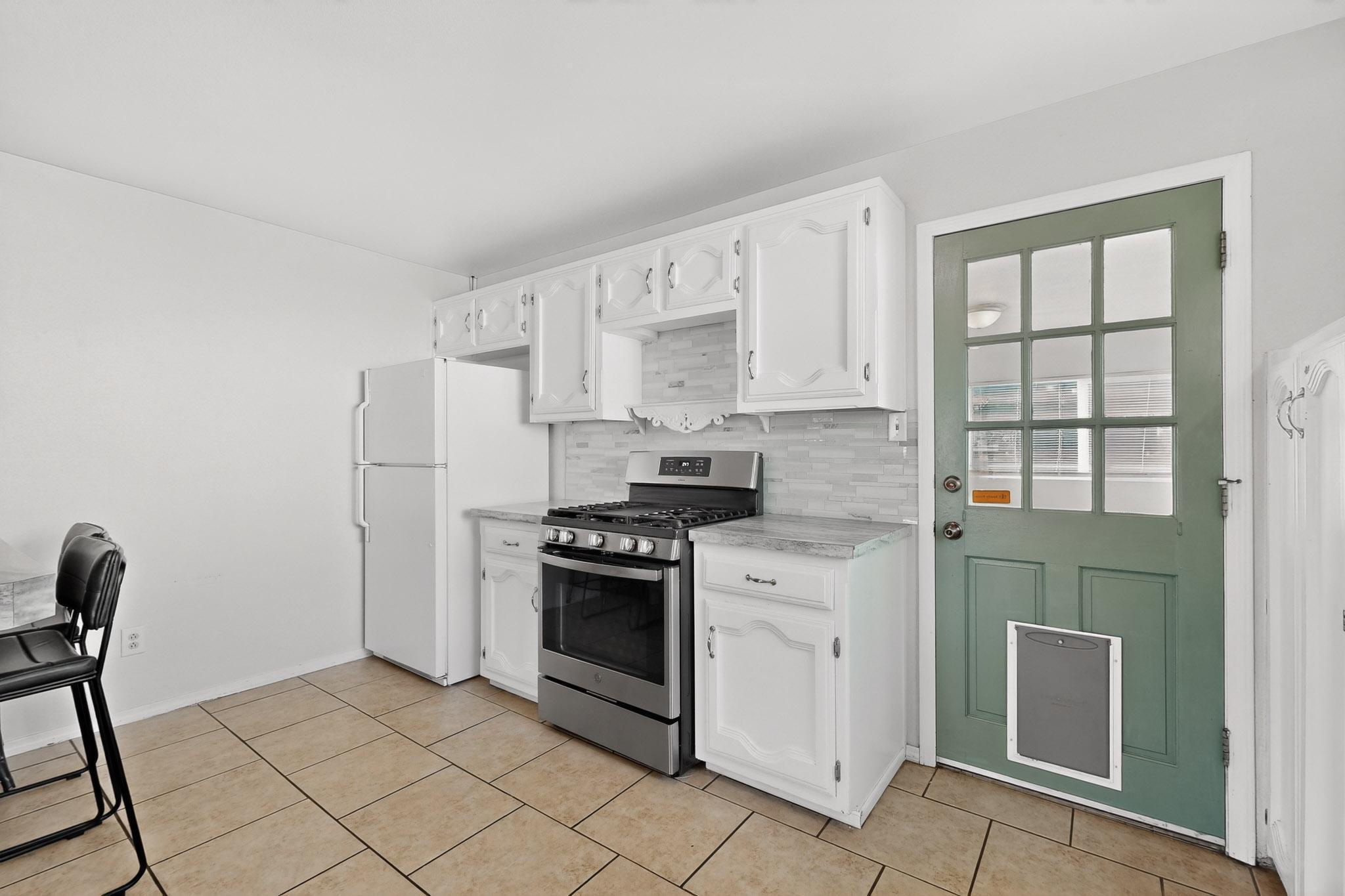 2611 Parsifal Street NE