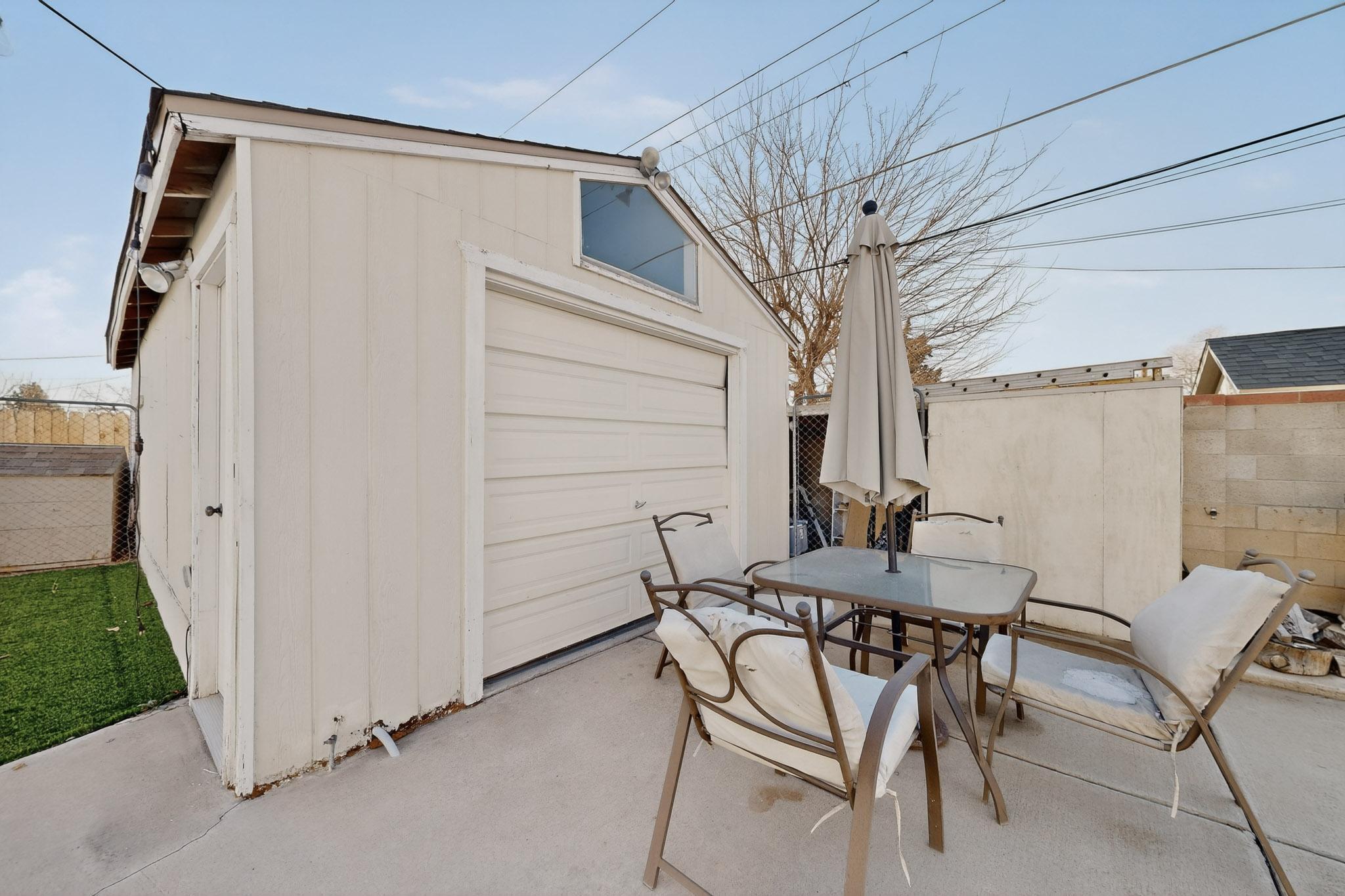 2611 Parsifal Street NE