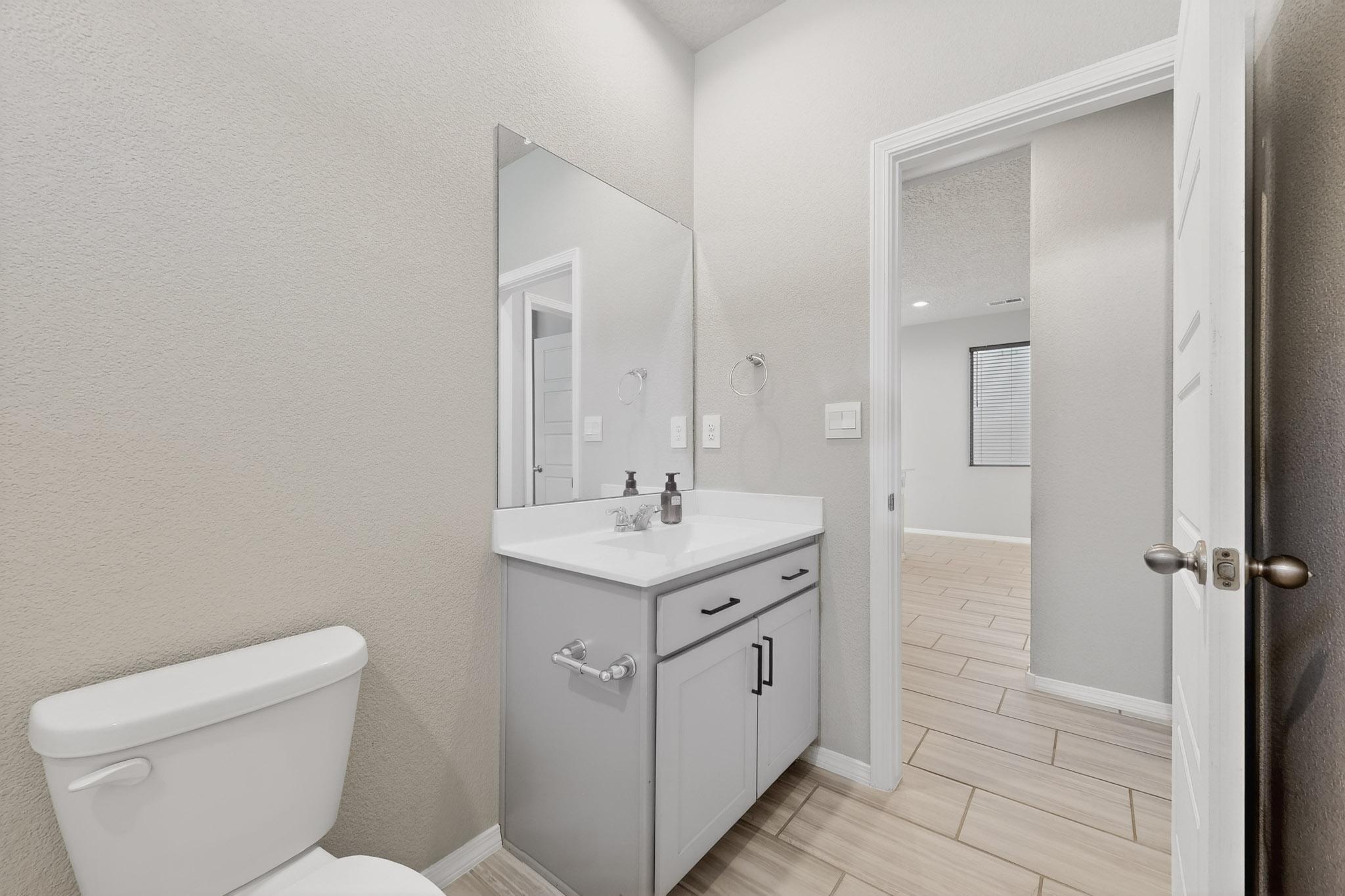 3198 Kunzita Street SE