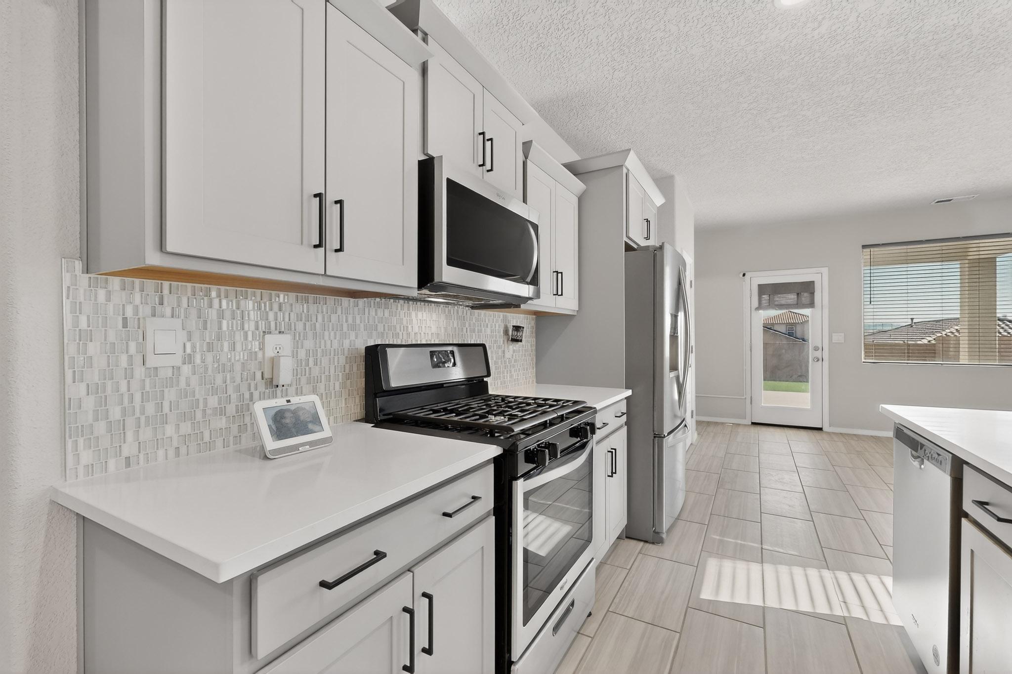 3198 Kunzita Street SE