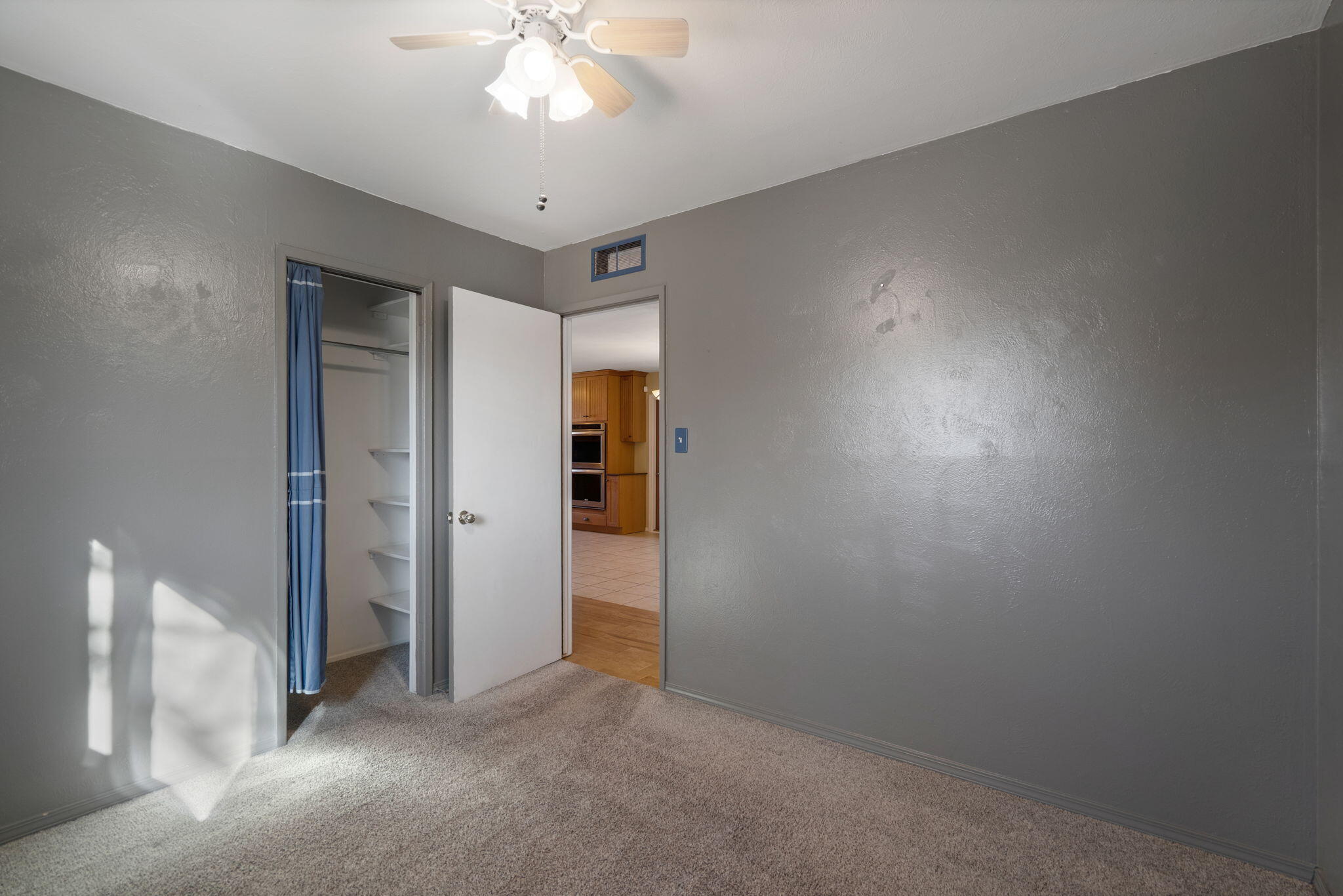 1612 Wisconsin Street NE