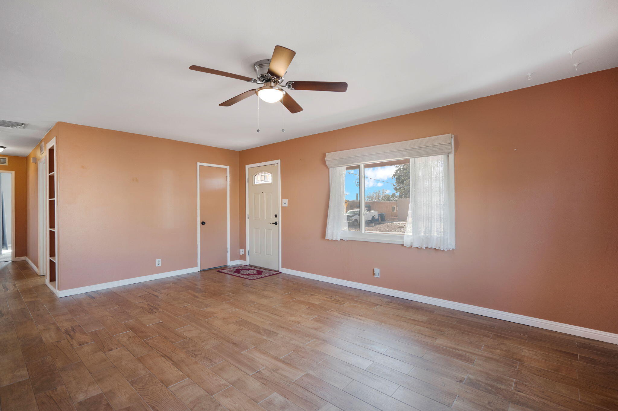 1612 Wisconsin Street NE