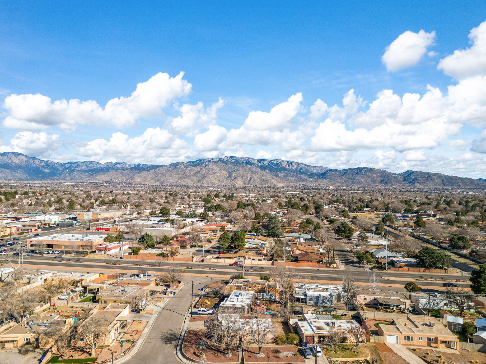 1612 Wisconsin Street NE