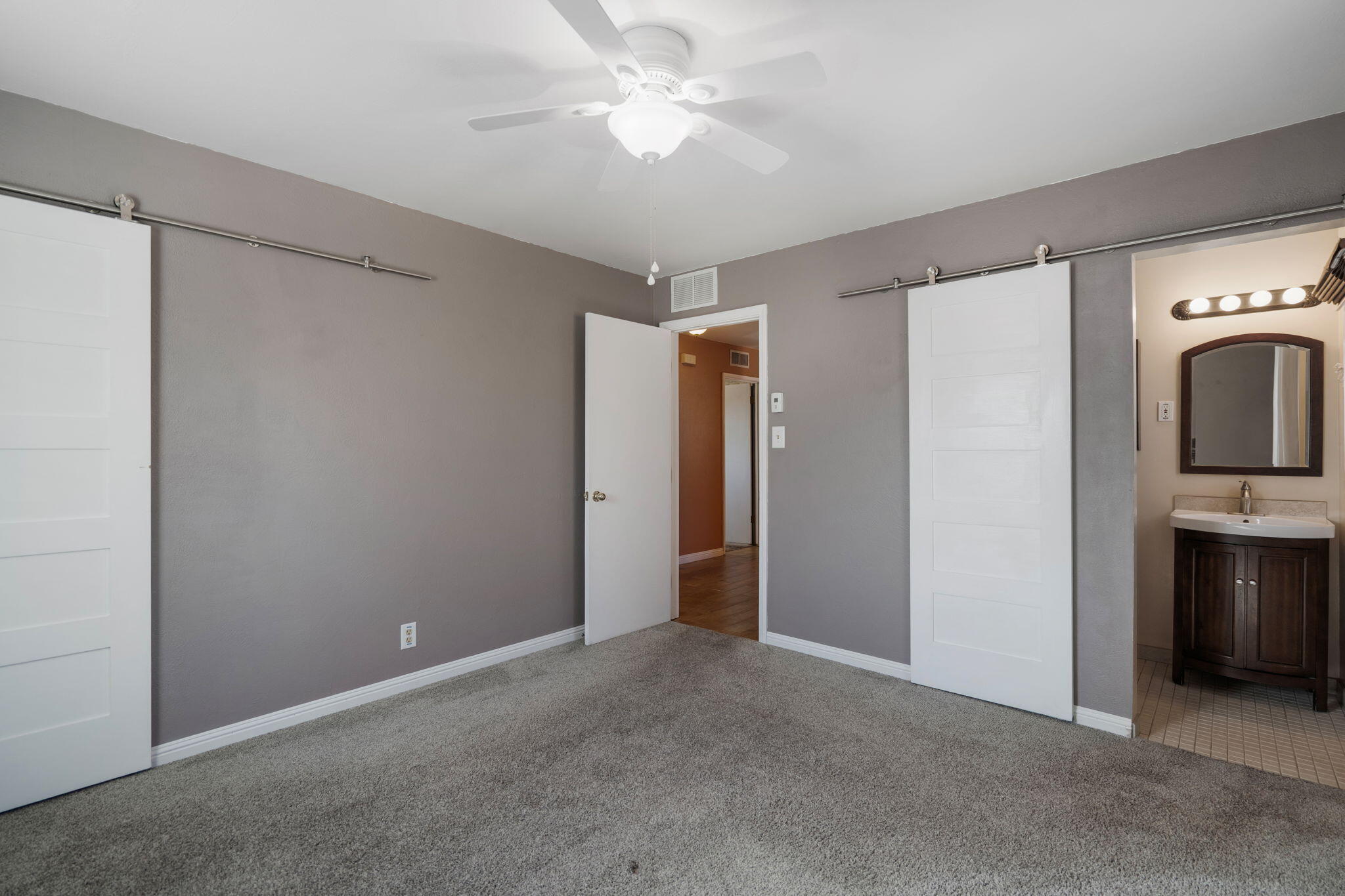 1612 Wisconsin Street NE