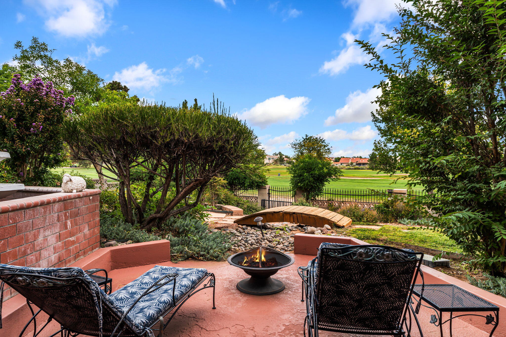 5001 JUSTIN Drive NW