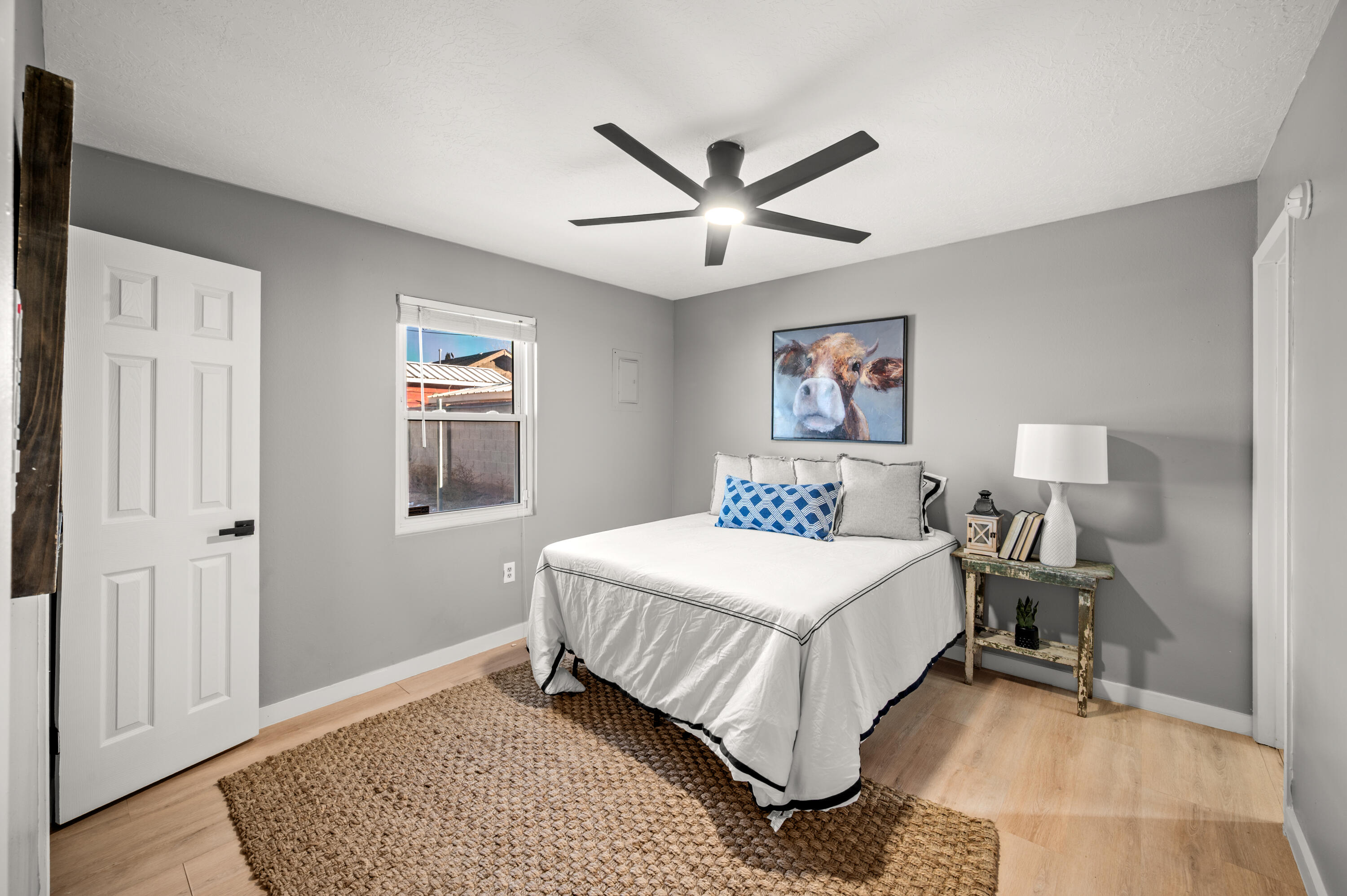 232 Shirley Street NE