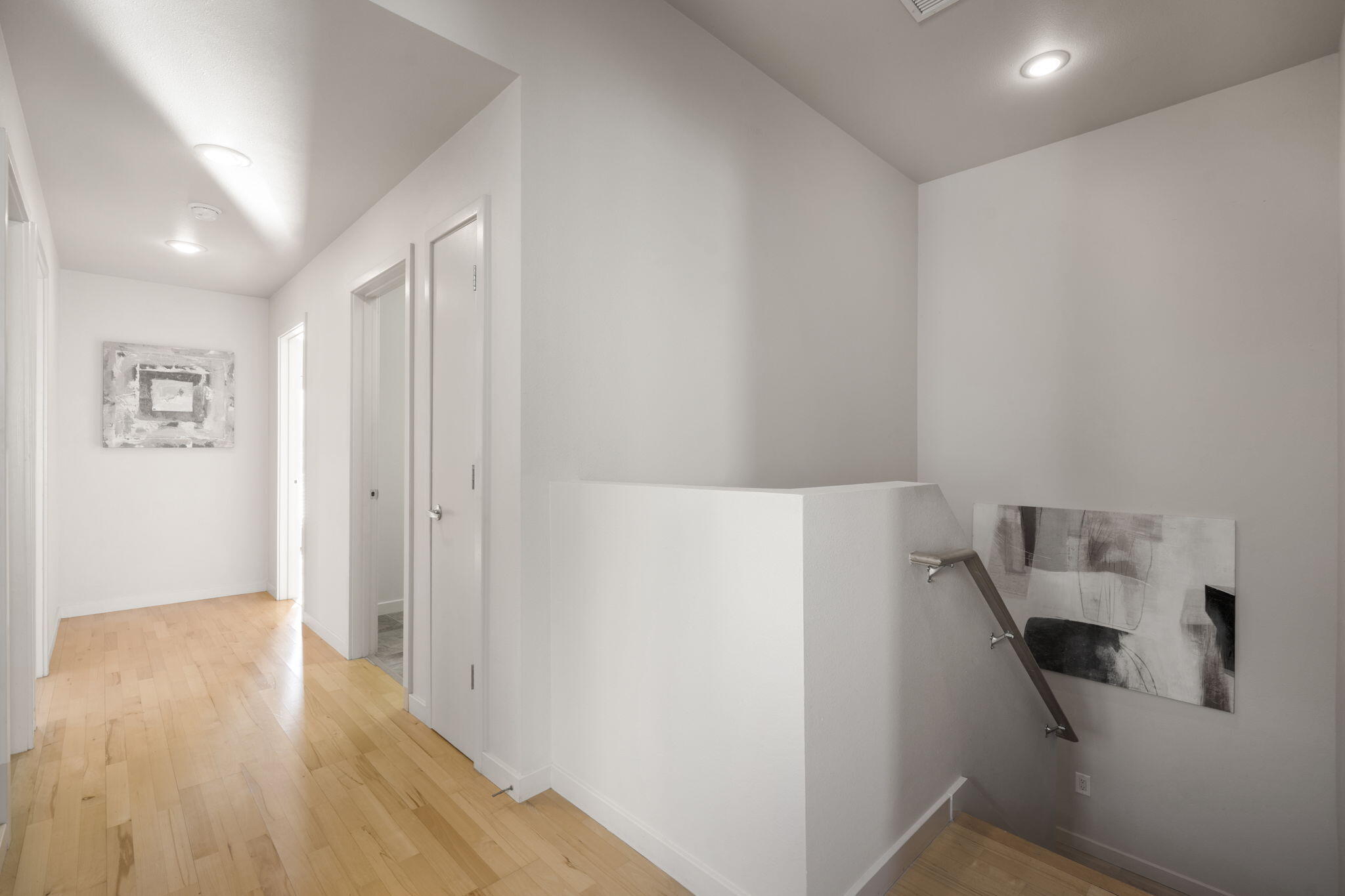 216 Aliso Drive SE