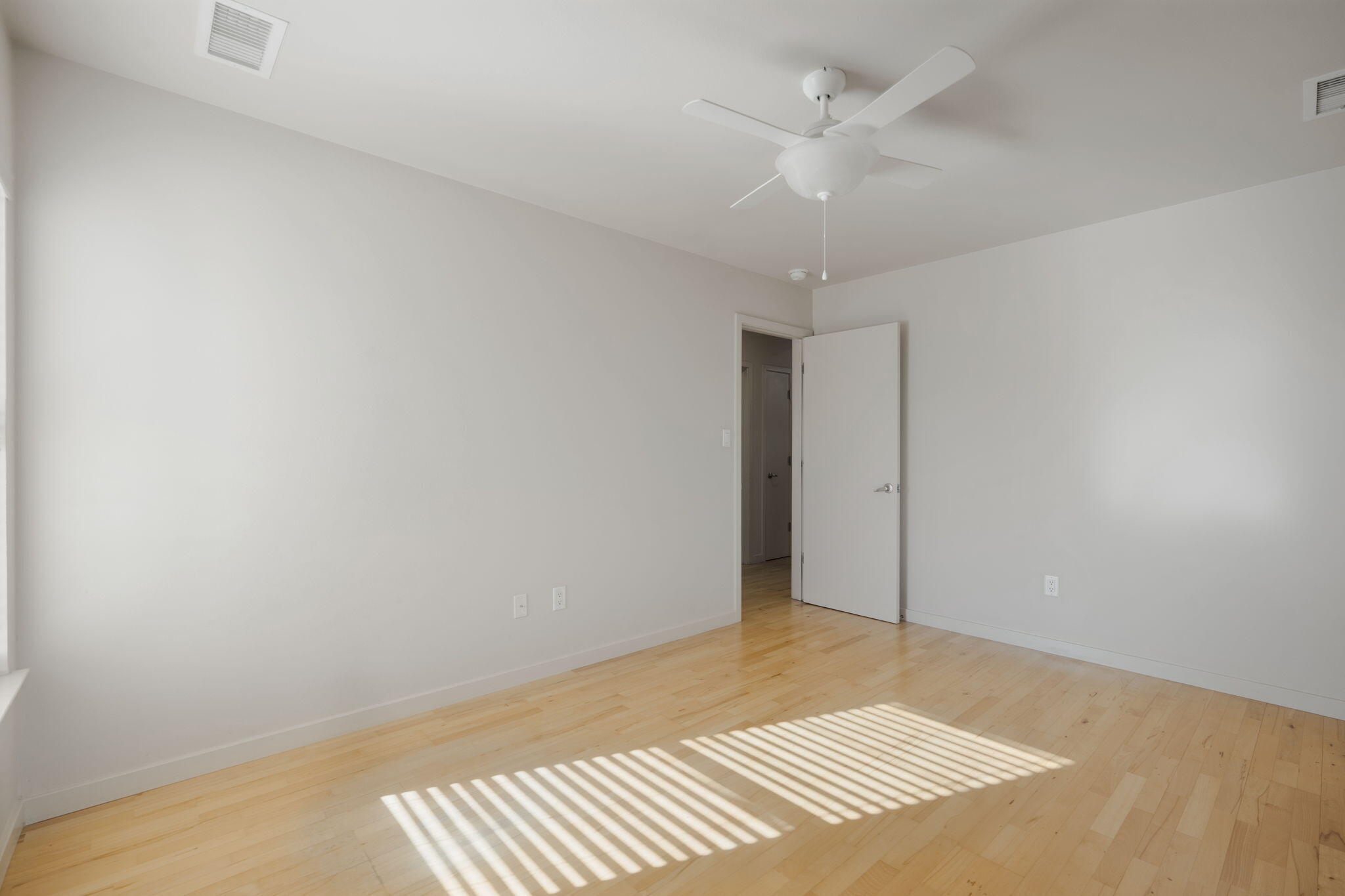 216 Aliso Drive SE
