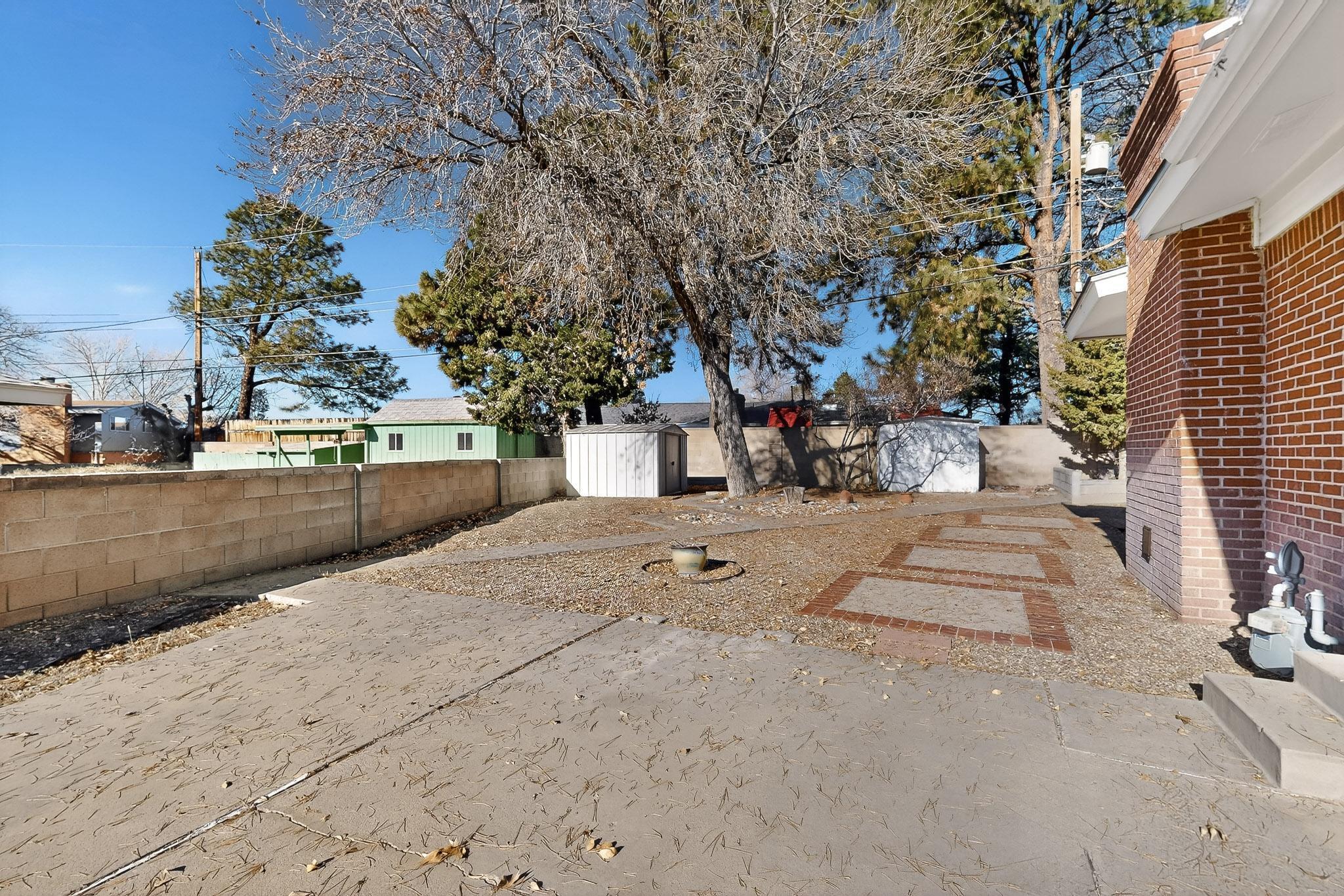 8205 Connecticut Street NE