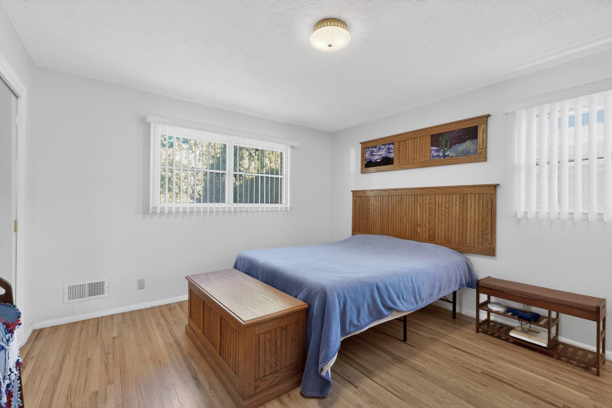 8205 Connecticut Street NE