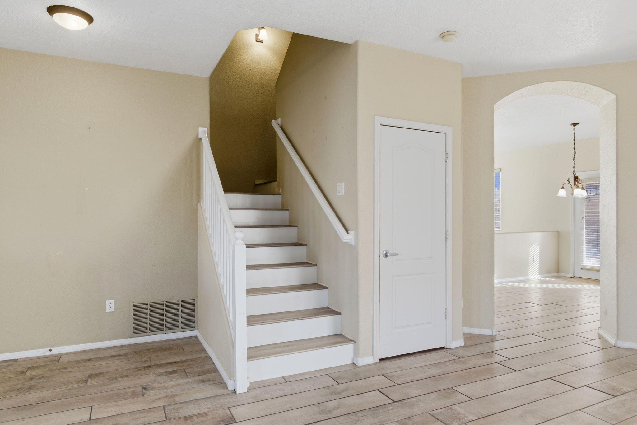 1424 Montiano Loop SE