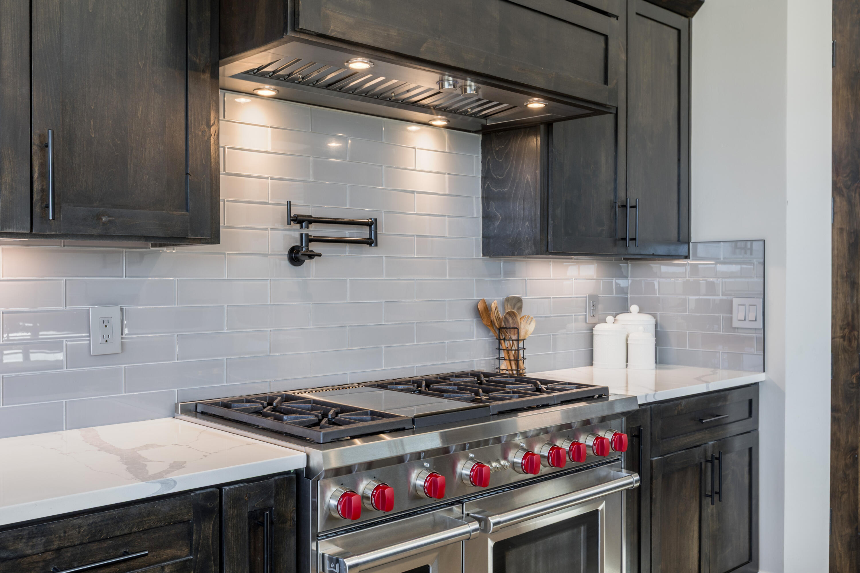 8805 Silver Oak Lane NE