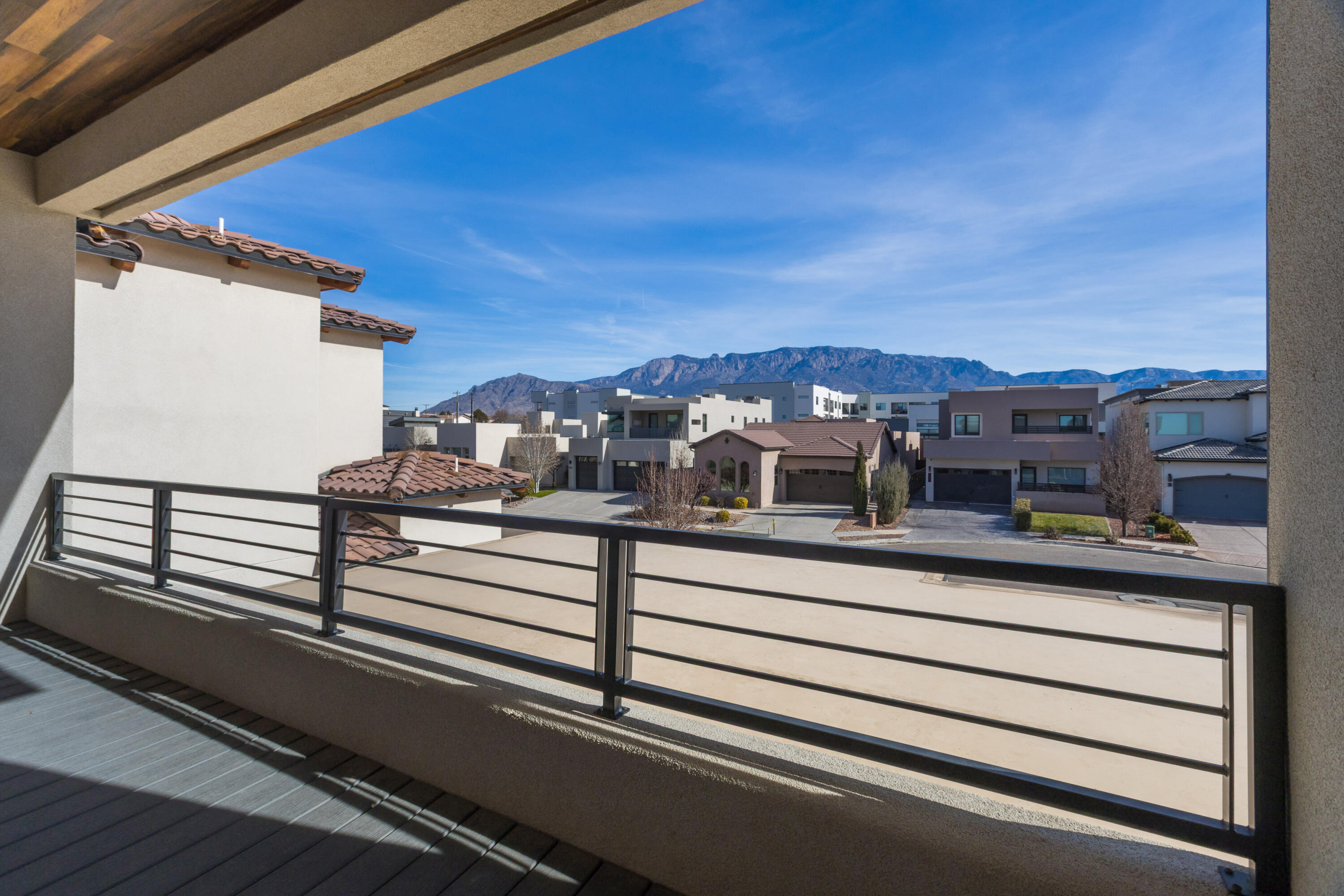 8805 Silver Oak Lane NE