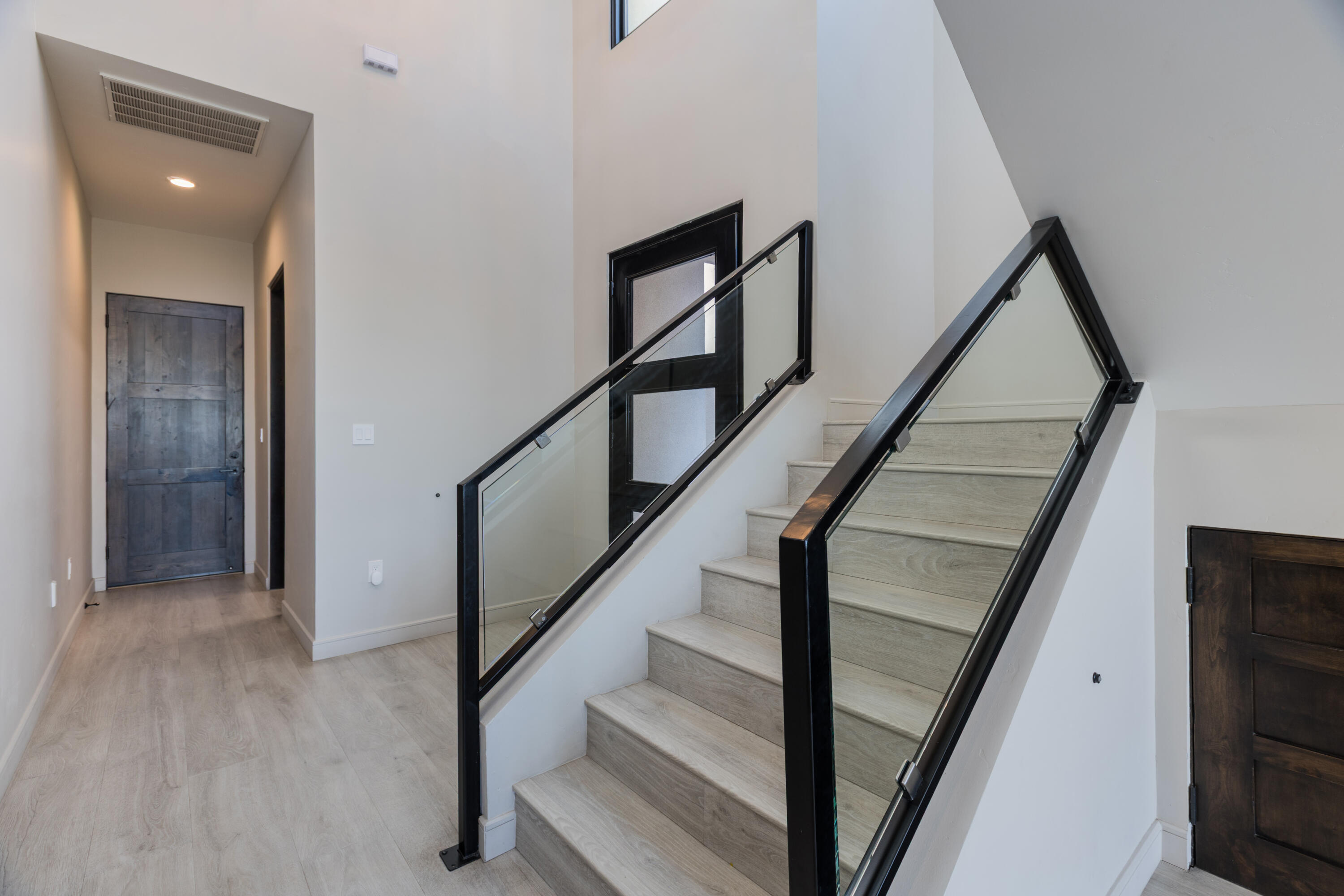 8805 Silver Oak Lane NE