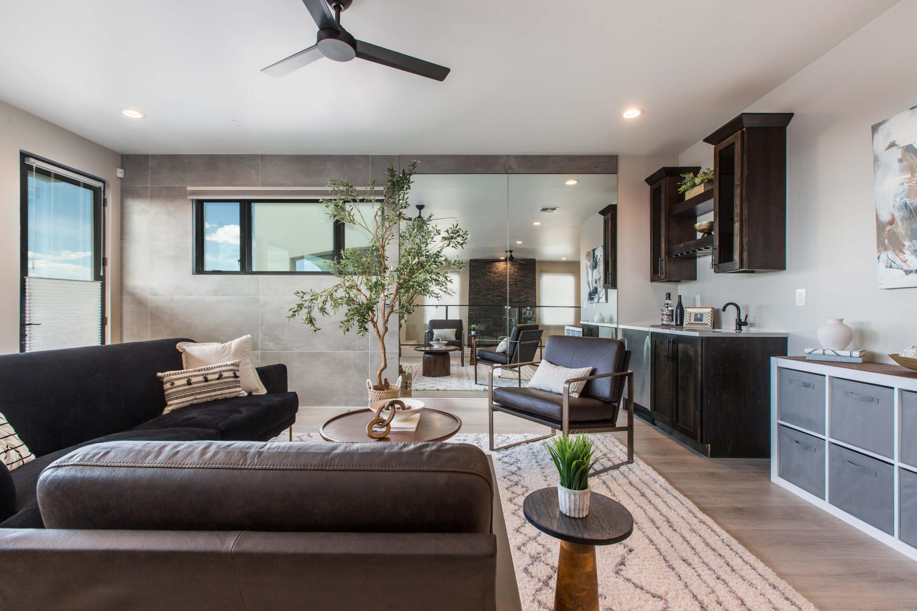 8805 Silver Oak Lane NE