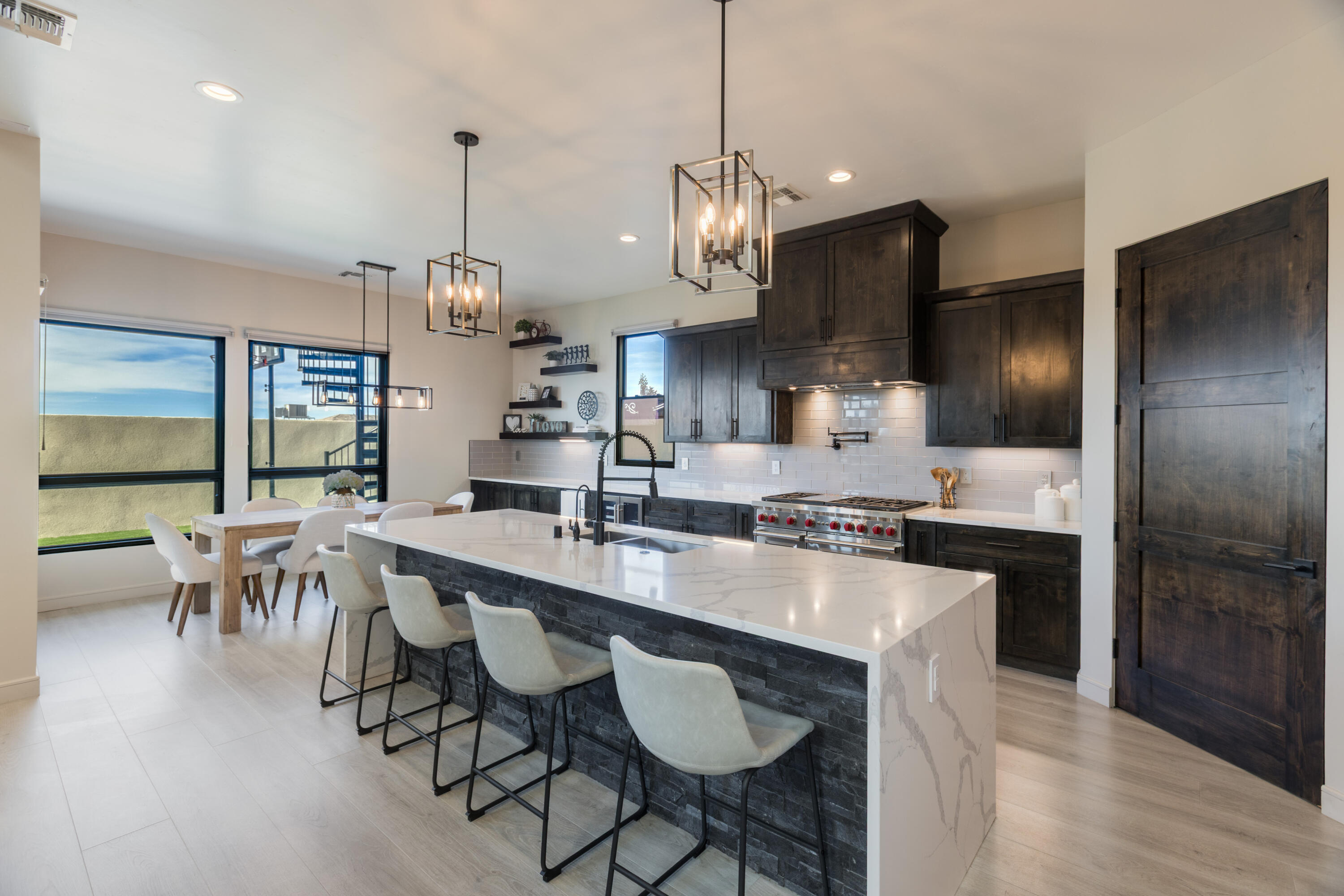 8805 Silver Oak Lane NE