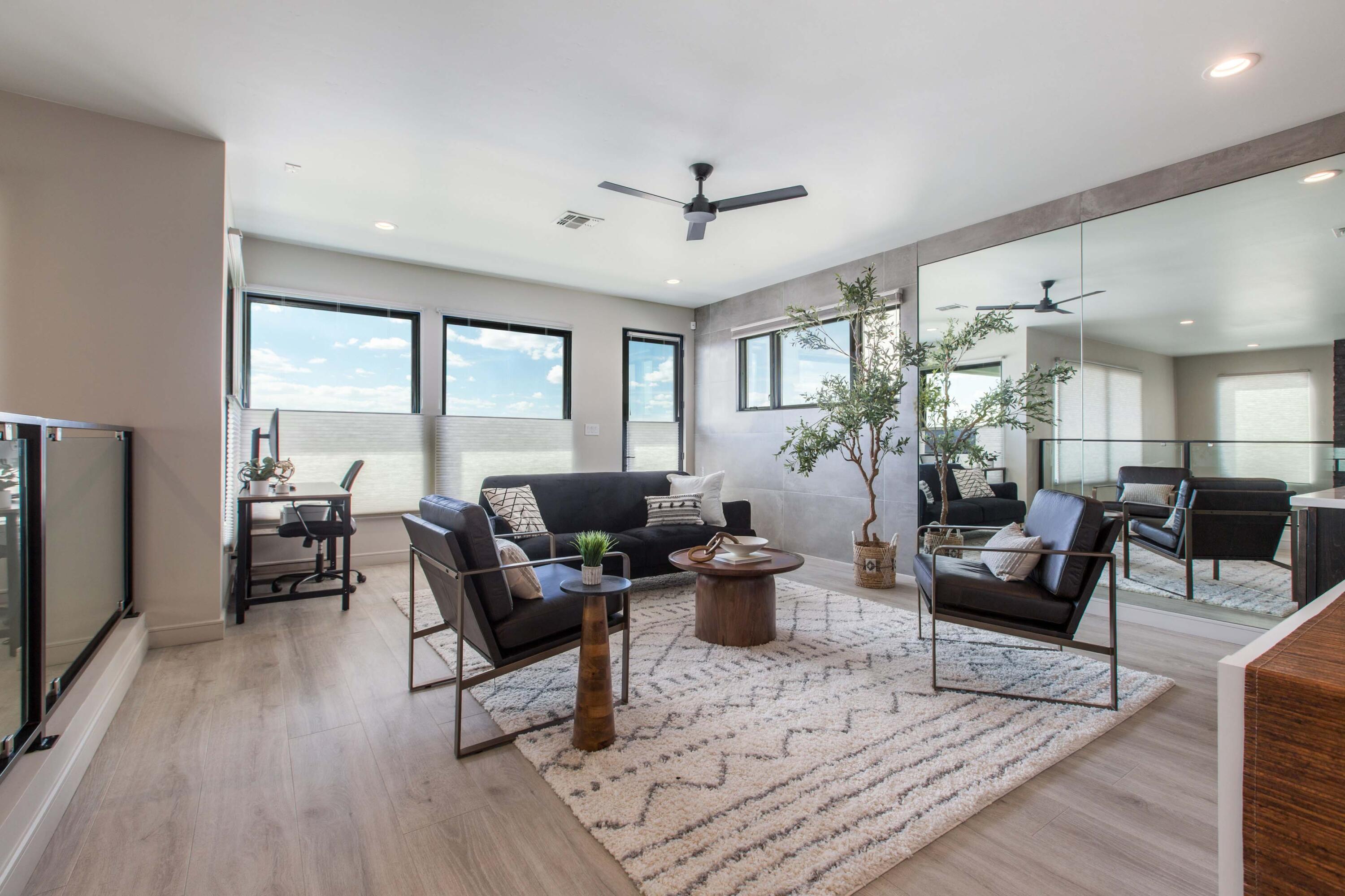 8805 Silver Oak Lane NE