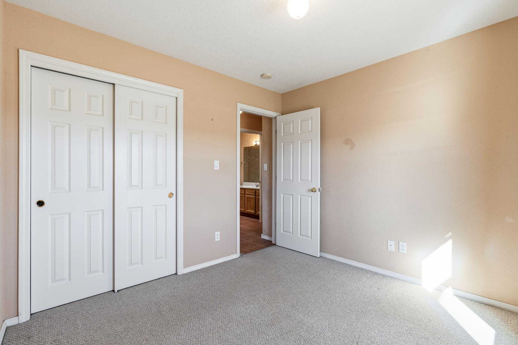 18 Sitka Road