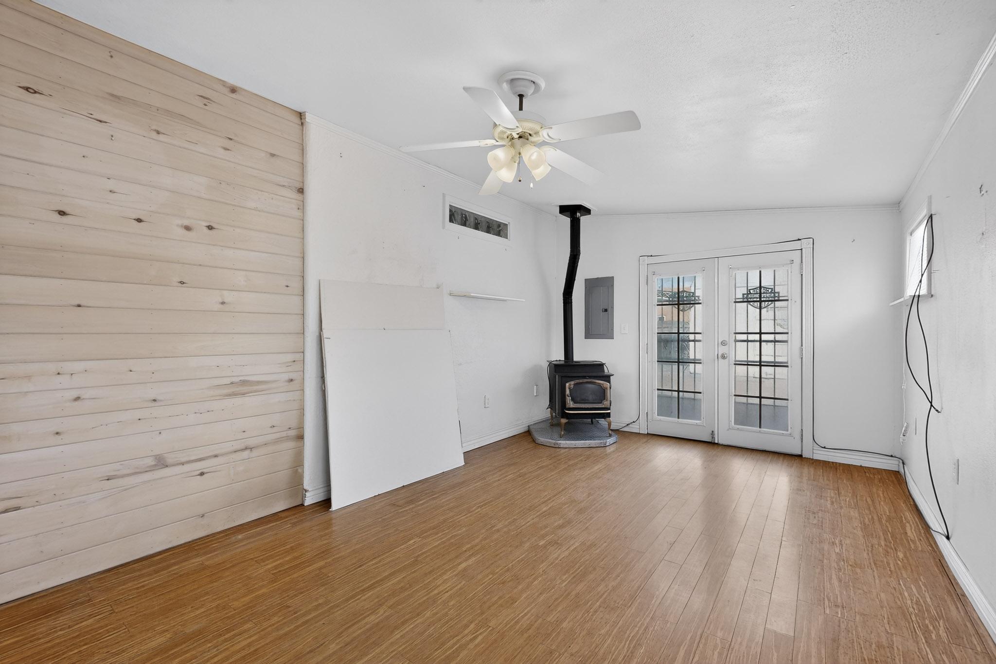 513 Ponderosa Avenue NW