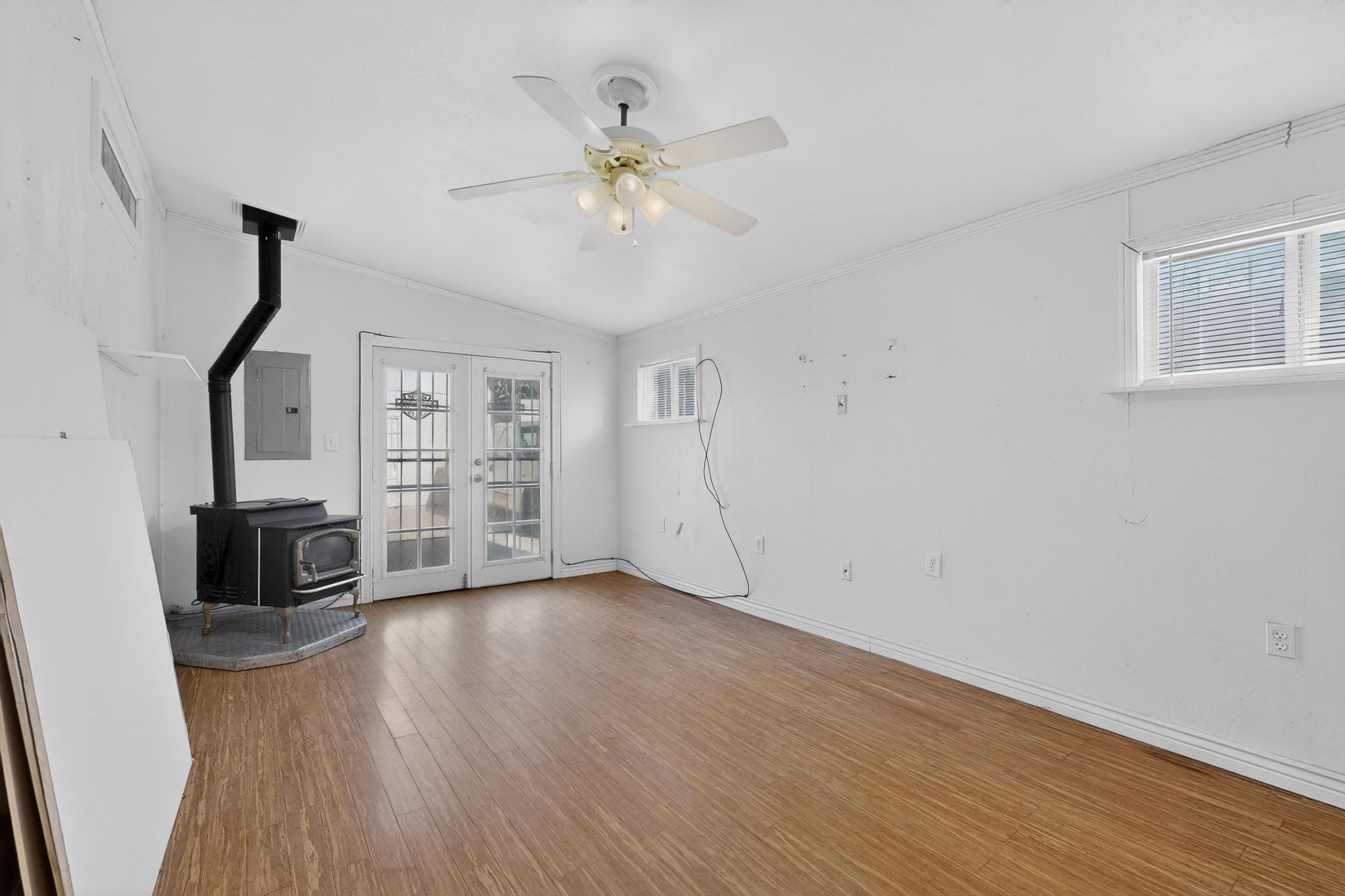 513 Ponderosa Avenue NW