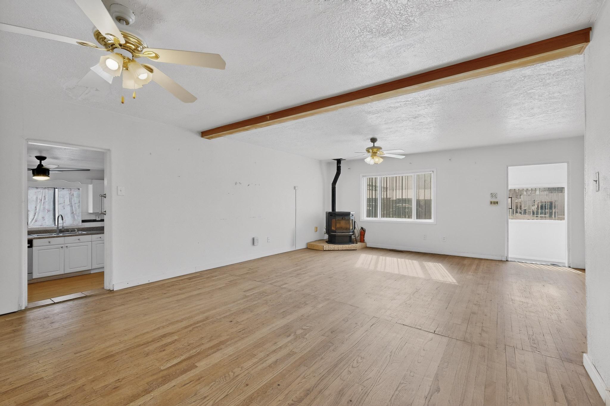 513 Ponderosa Avenue NW