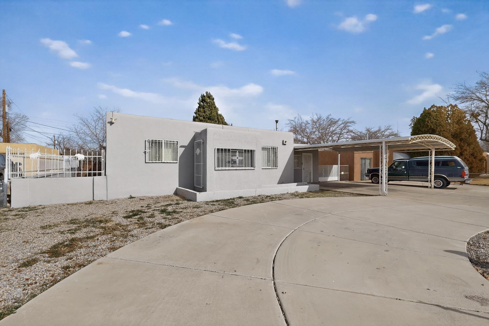 513 Ponderosa Avenue NW