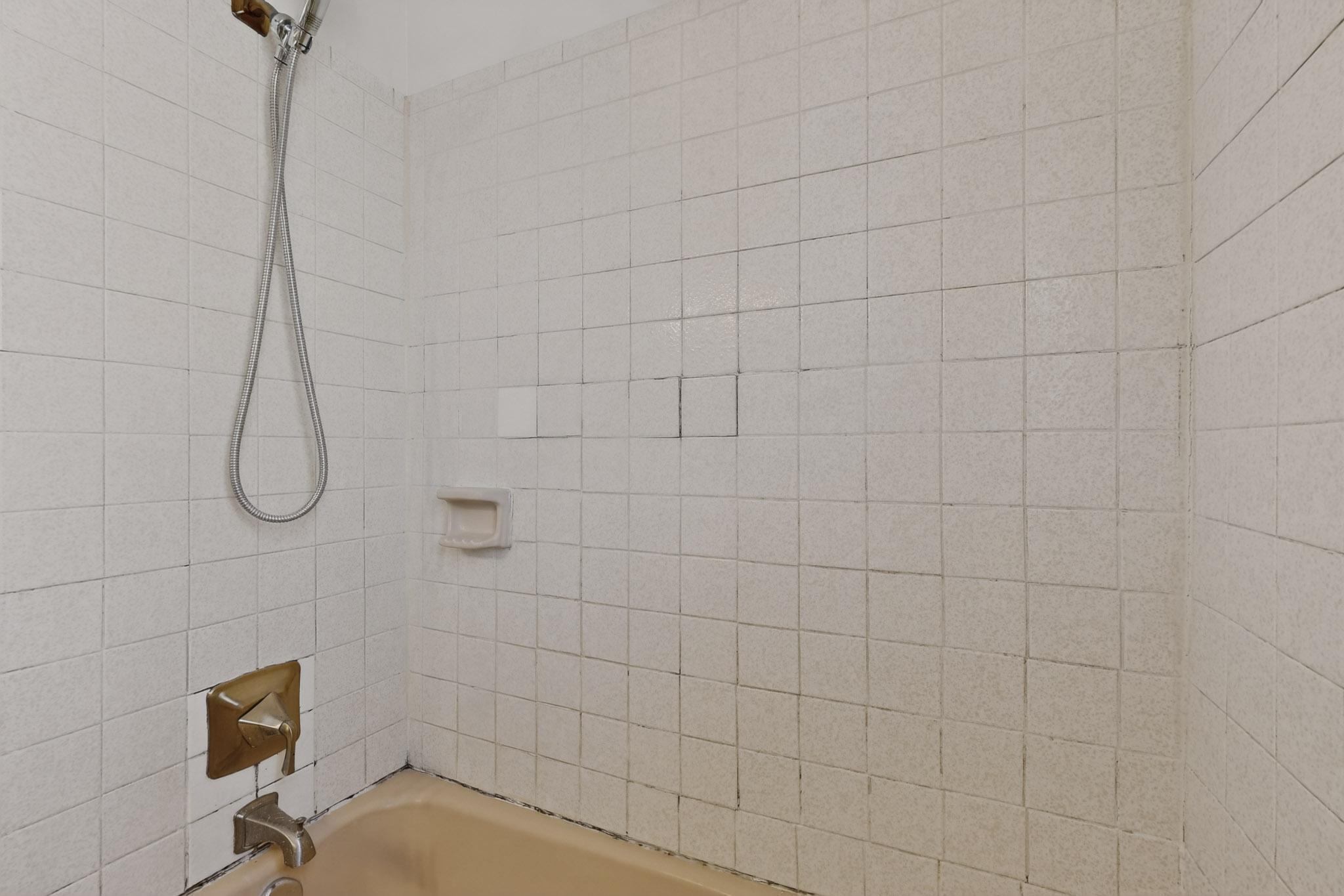 513 Ponderosa Avenue NW