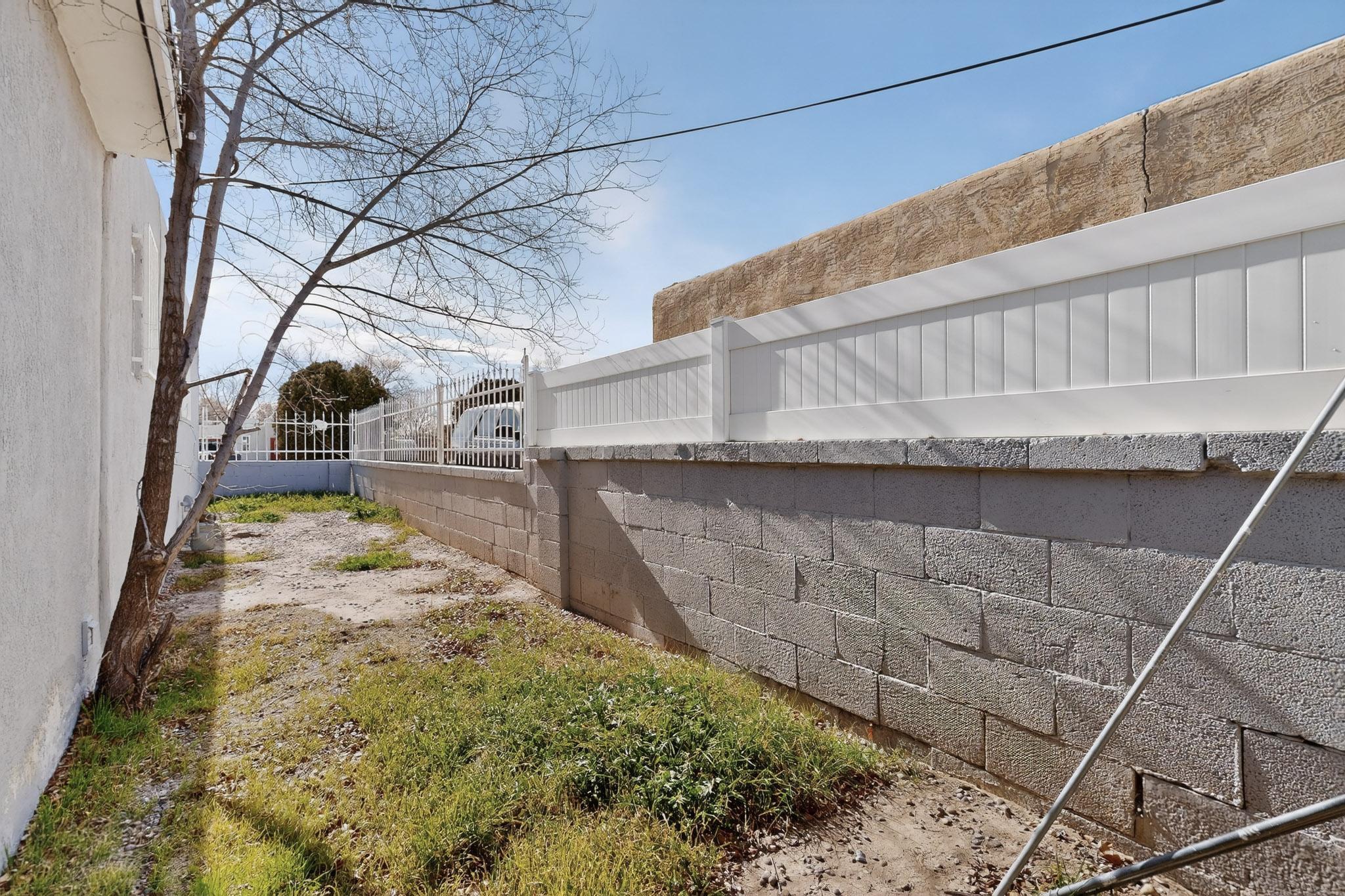 513 Ponderosa Avenue NW