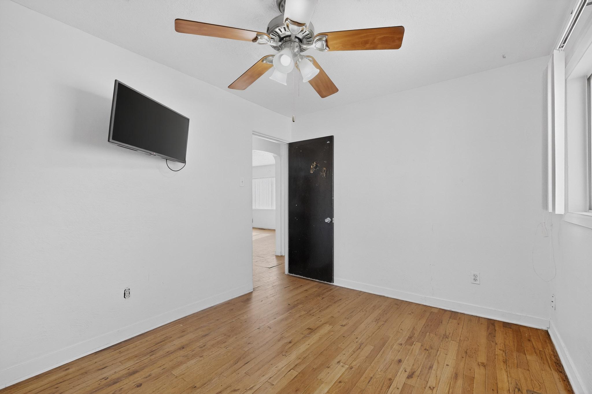 513 Ponderosa Avenue NW