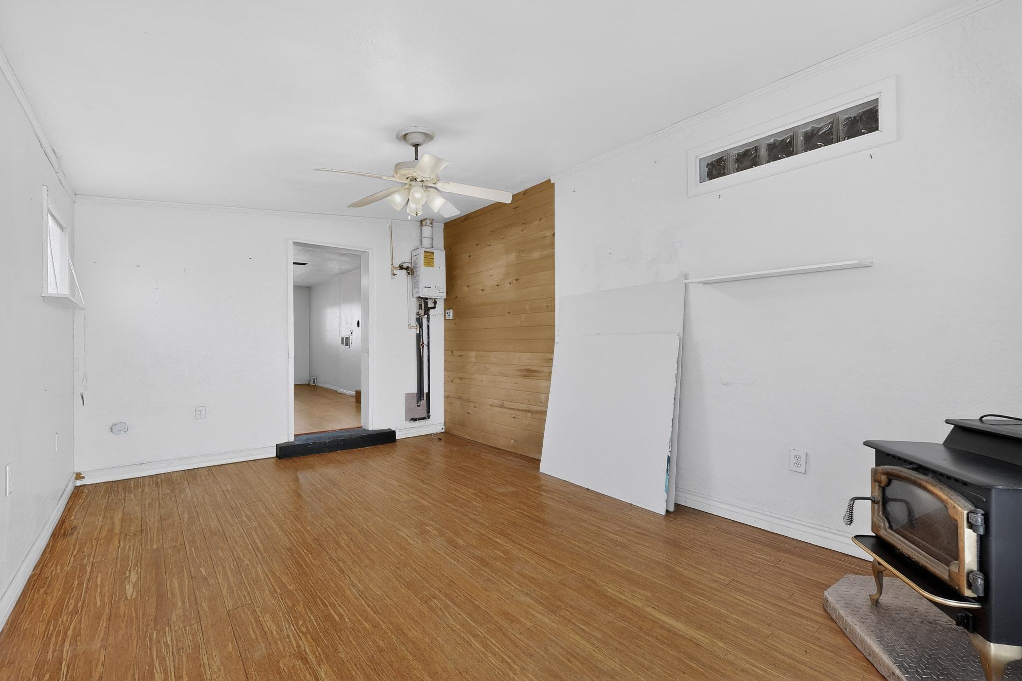 513 Ponderosa Avenue NW