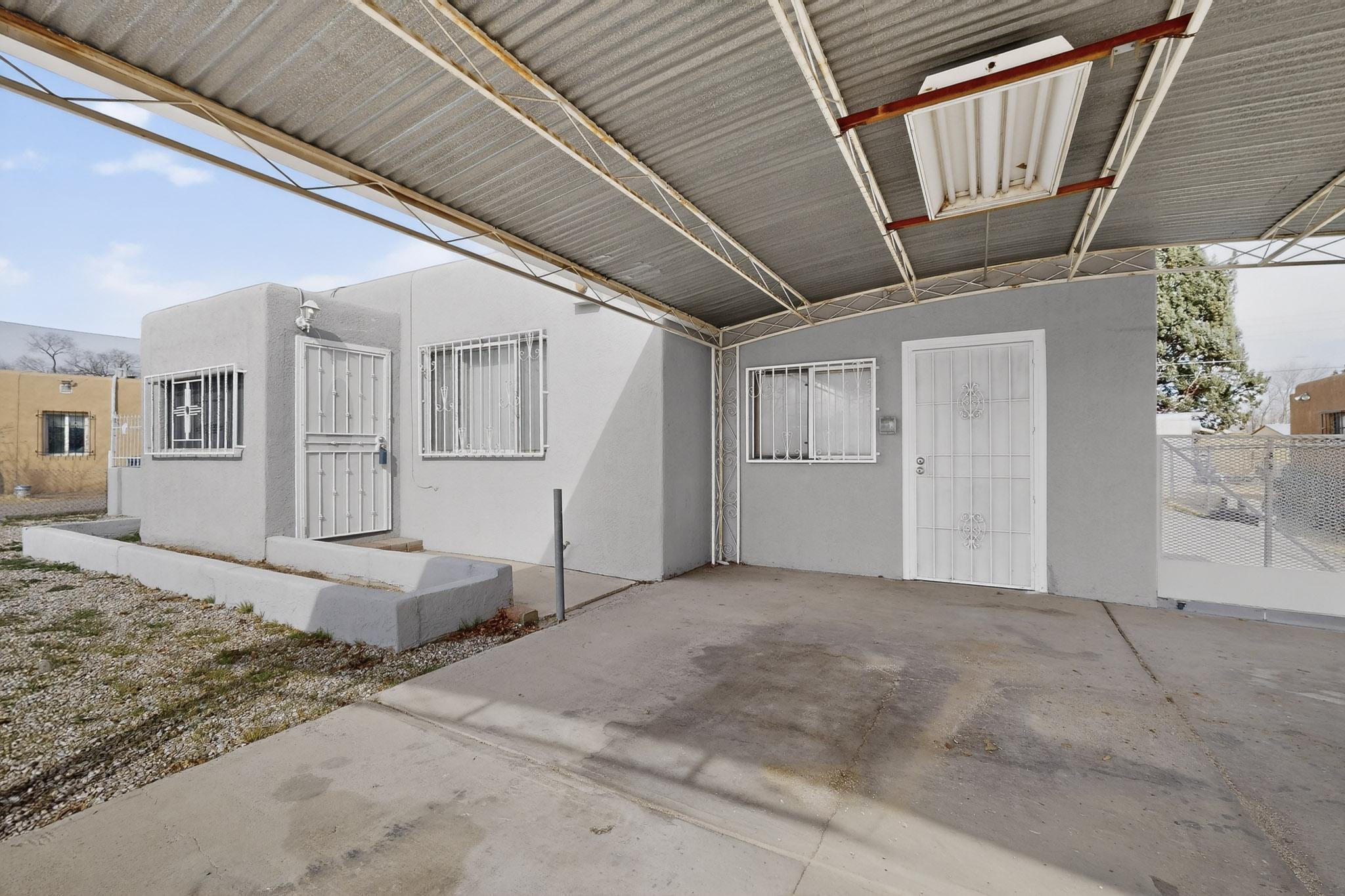 513 Ponderosa Avenue NW